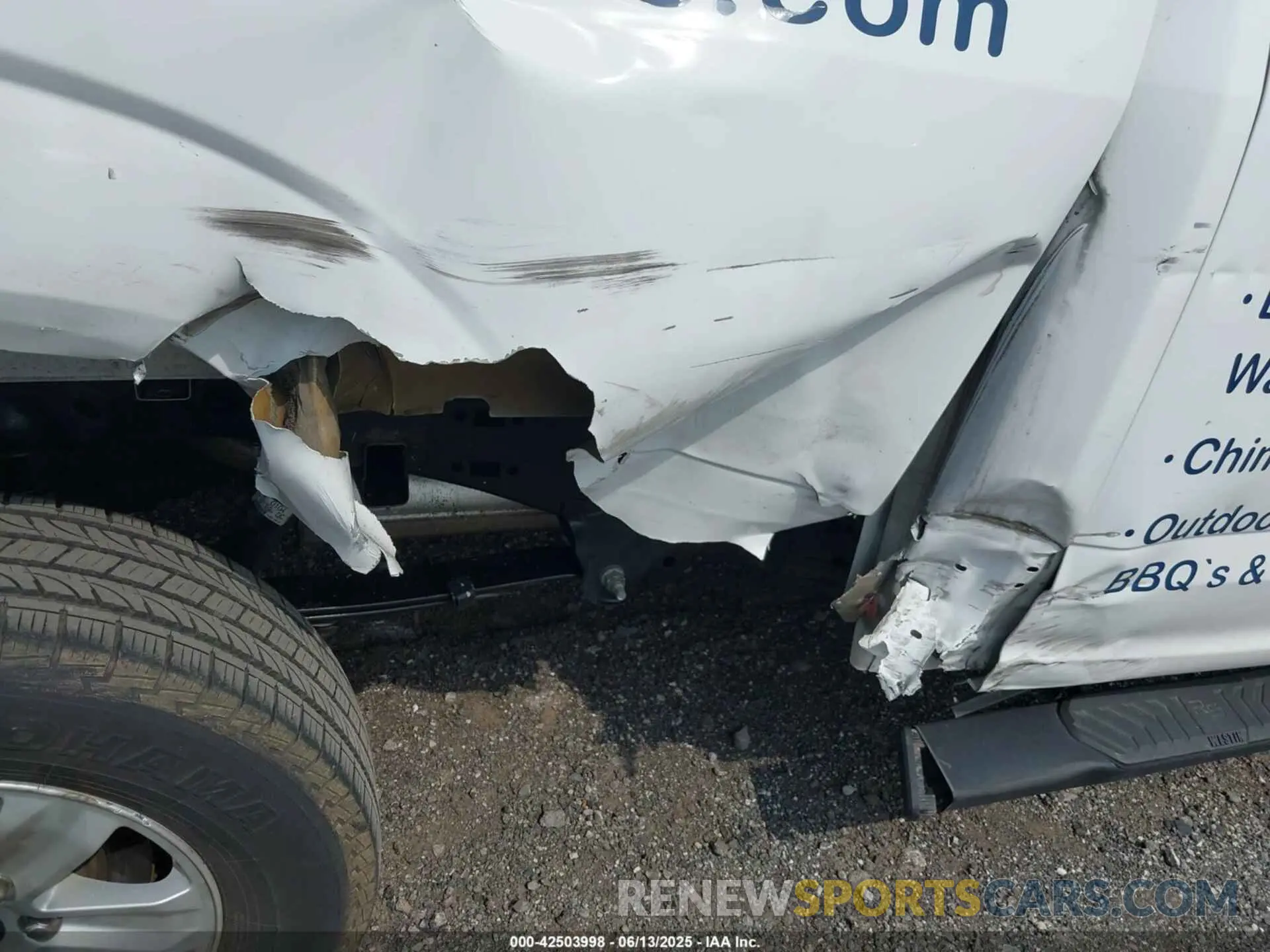 22 Photograph of a damaged car 1FTEX1EB8KKD86692 FORD F-150 2019