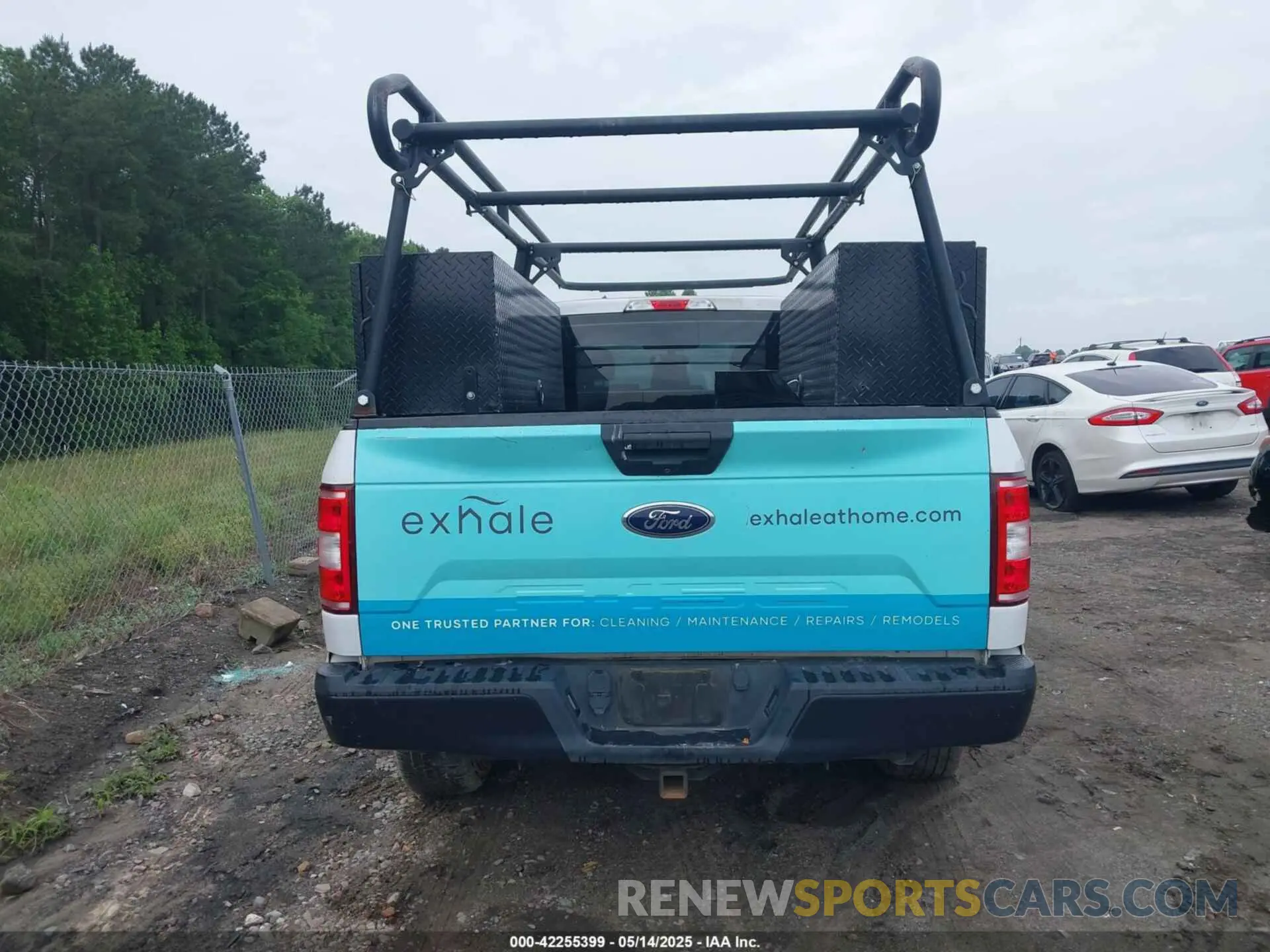 16 Photograph of a damaged car 1FTEX1EBXKKF10848 FORD F-150 2019