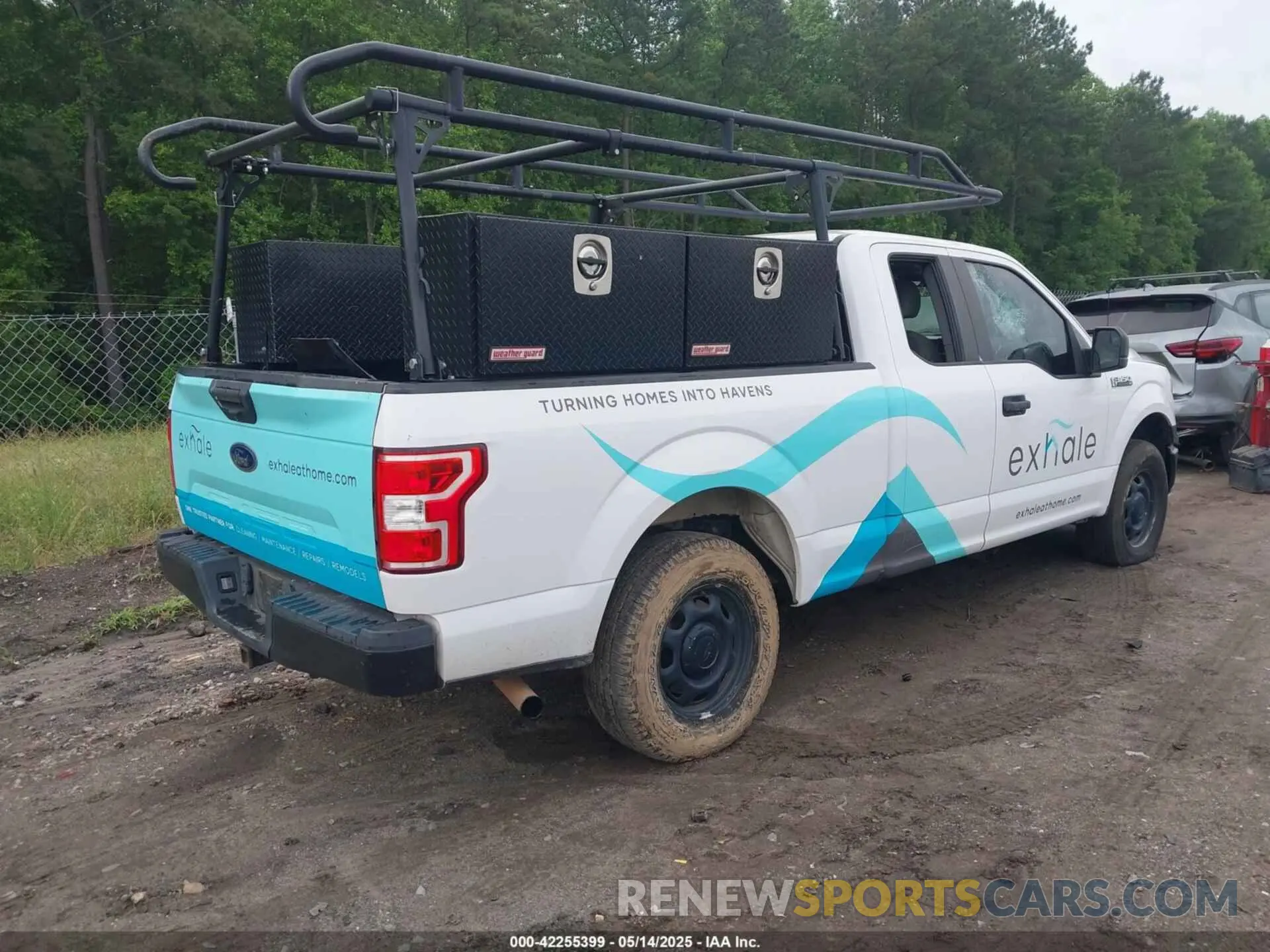 4 Photograph of a damaged car 1FTEX1EBXKKF10848 FORD F-150 2019