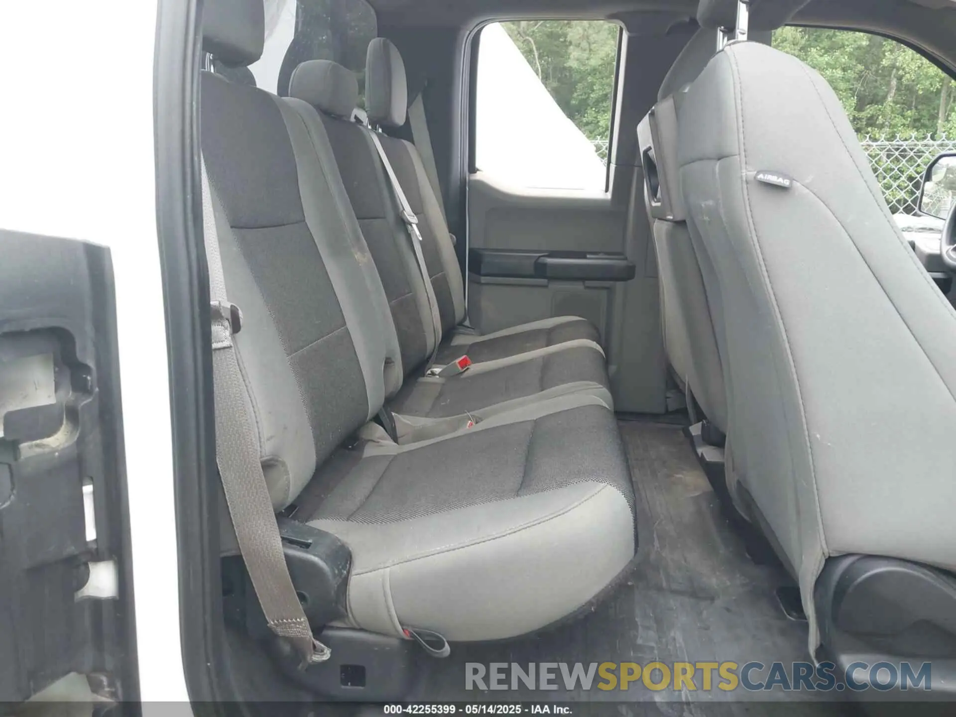 8 Photograph of a damaged car 1FTEX1EBXKKF10848 FORD F-150 2019