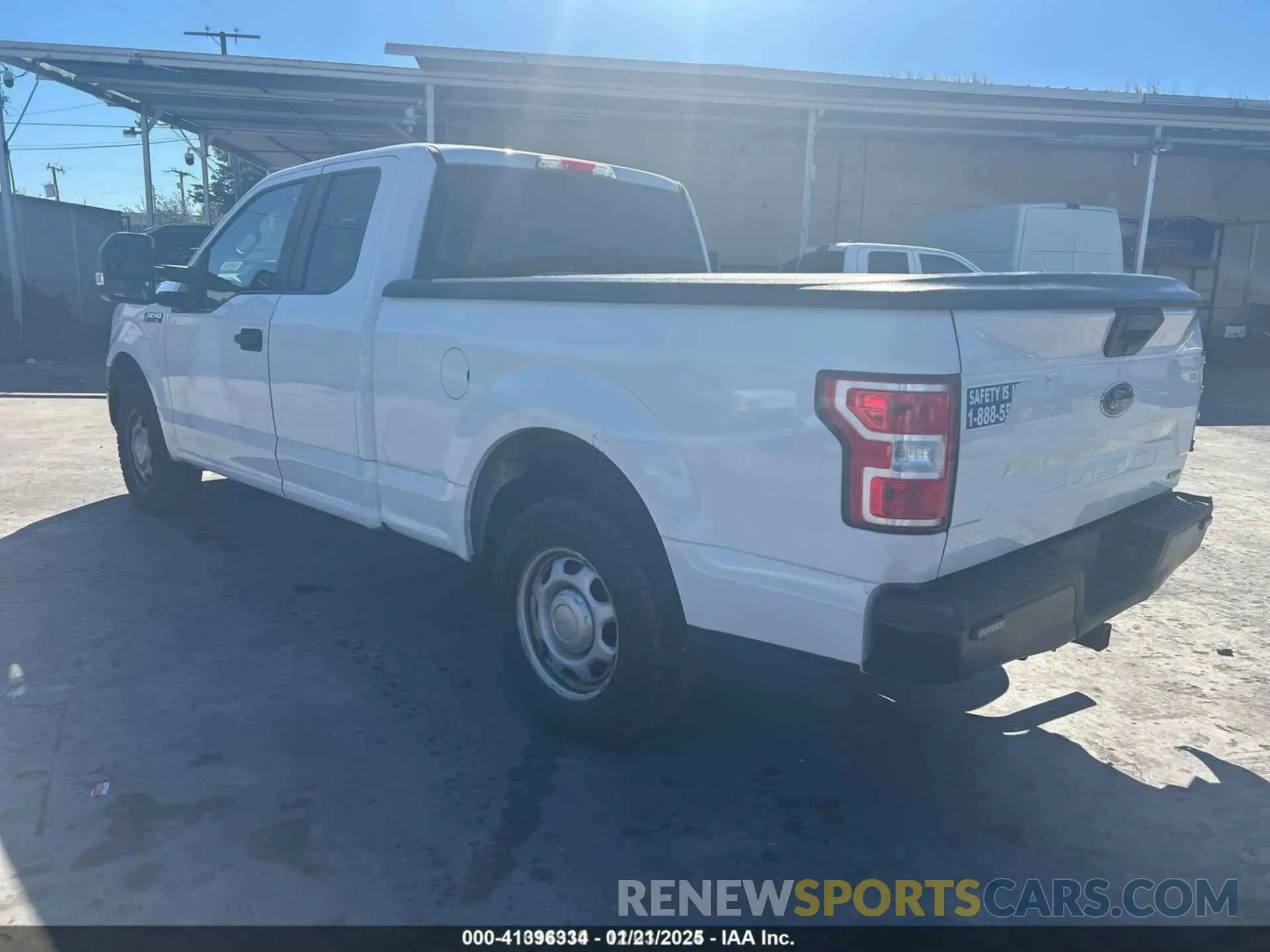 3 Photograph of a damaged car 1FTEX1EP0KKC79664 FORD F-150 2019