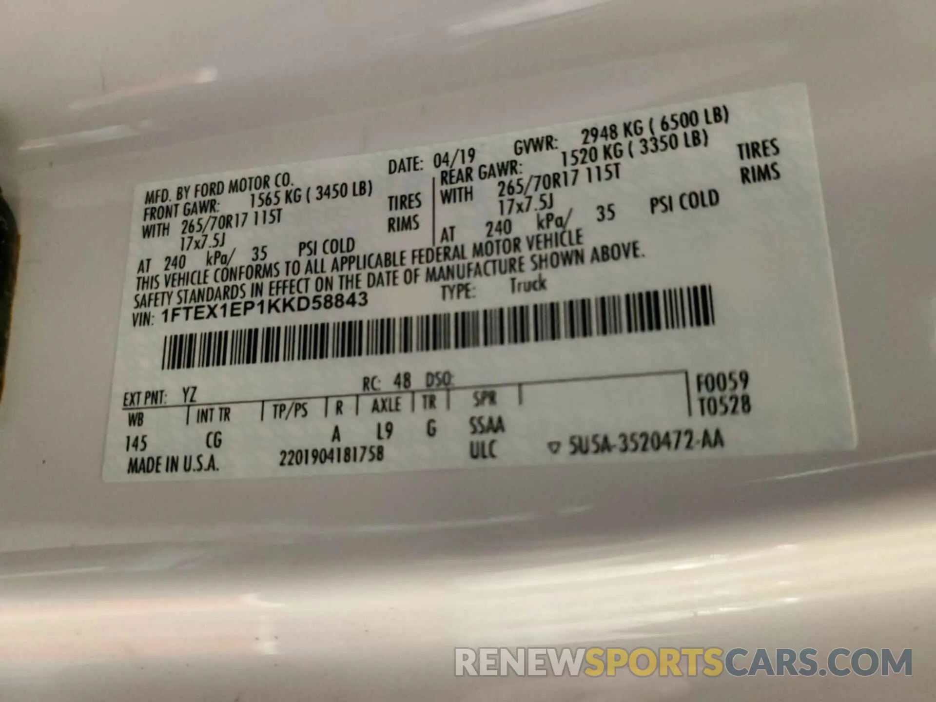 18 Photograph of a damaged car 1FTEX1EP1KKD58843 FORD F-150 2019