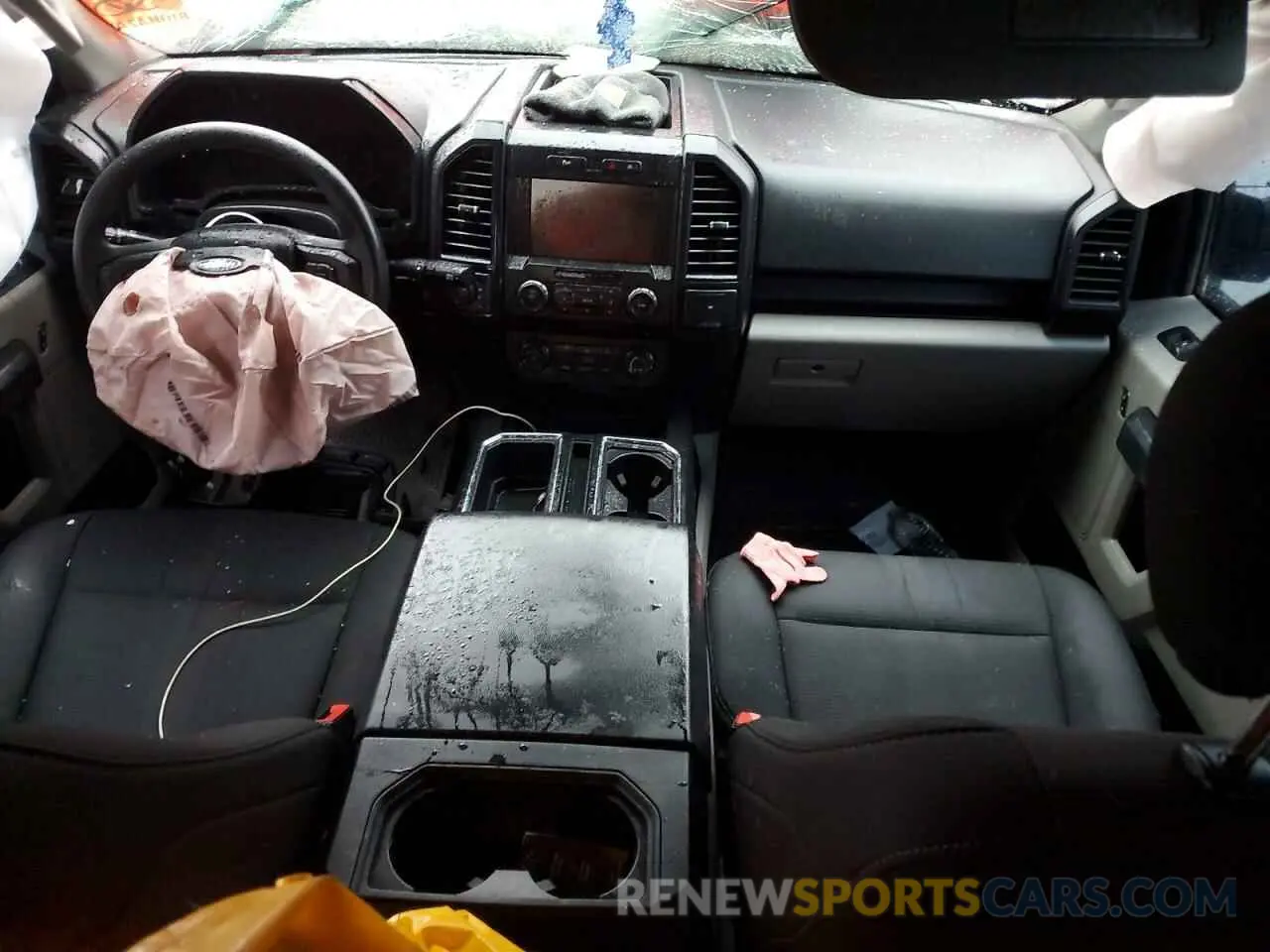 8 Photograph of a damaged car 1FTEX1EP2KFB09380 FORD F-150 2019
