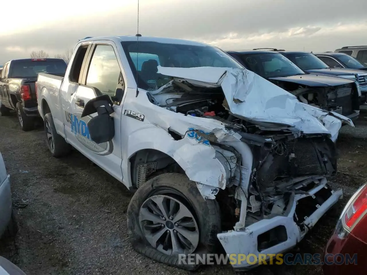 4 Photograph of a damaged car 1FTEX1EP2KKC50053 FORD F-150 2019