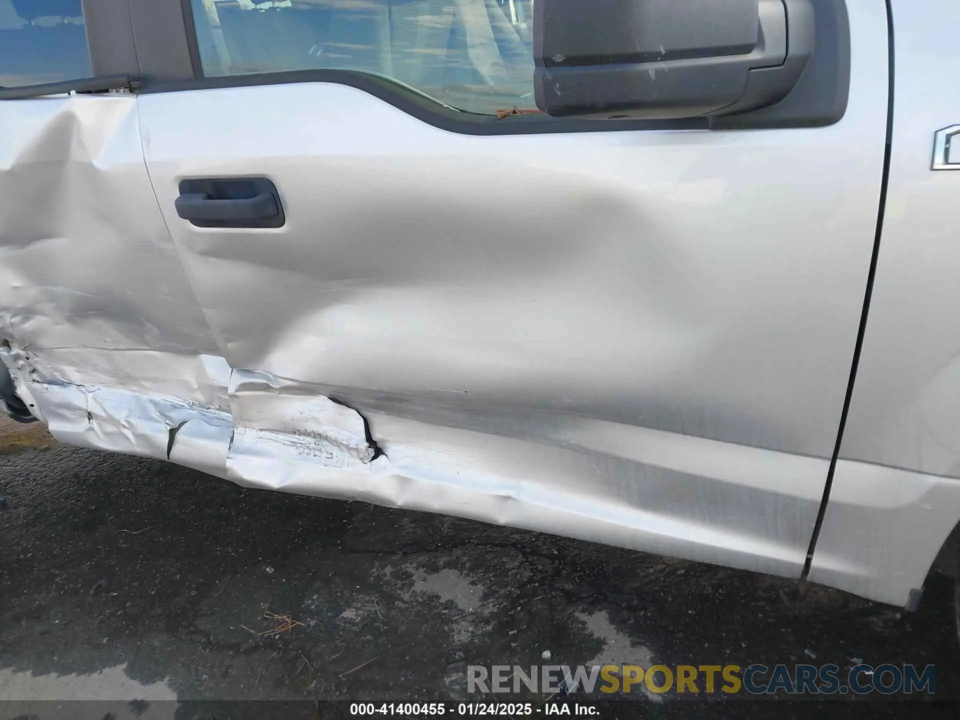 6 Photograph of a damaged car 1FTEX1EP4KKC68943 FORD F-150 2019
