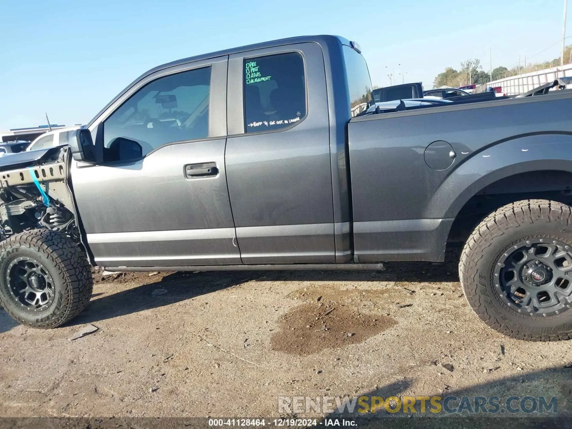 15 Photograph of a damaged car 1FTEX1EP5KFA35808 FORD F-150 2019