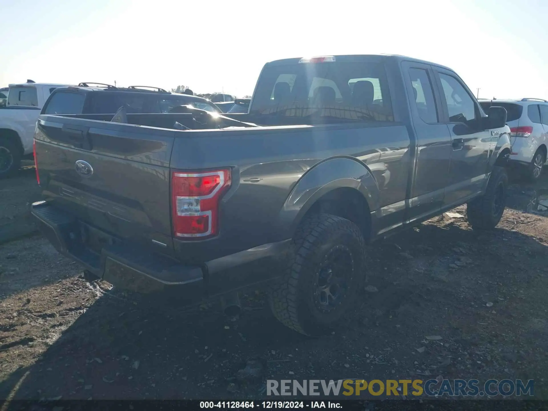4 Photograph of a damaged car 1FTEX1EP5KFA35808 FORD F-150 2019