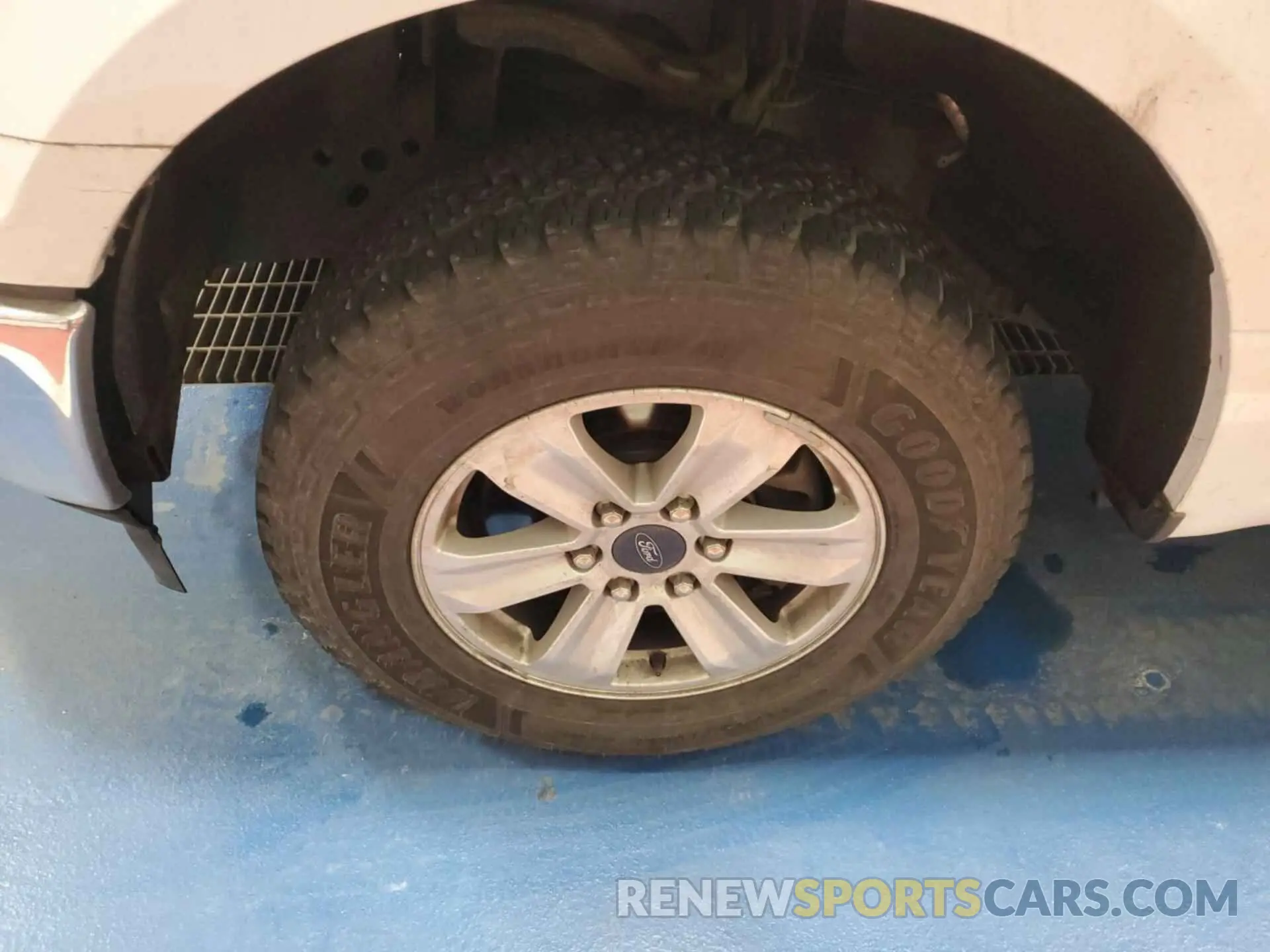 6 Photograph of a damaged car 1FTEX1EP5KKC43467 FORD F-150 2019