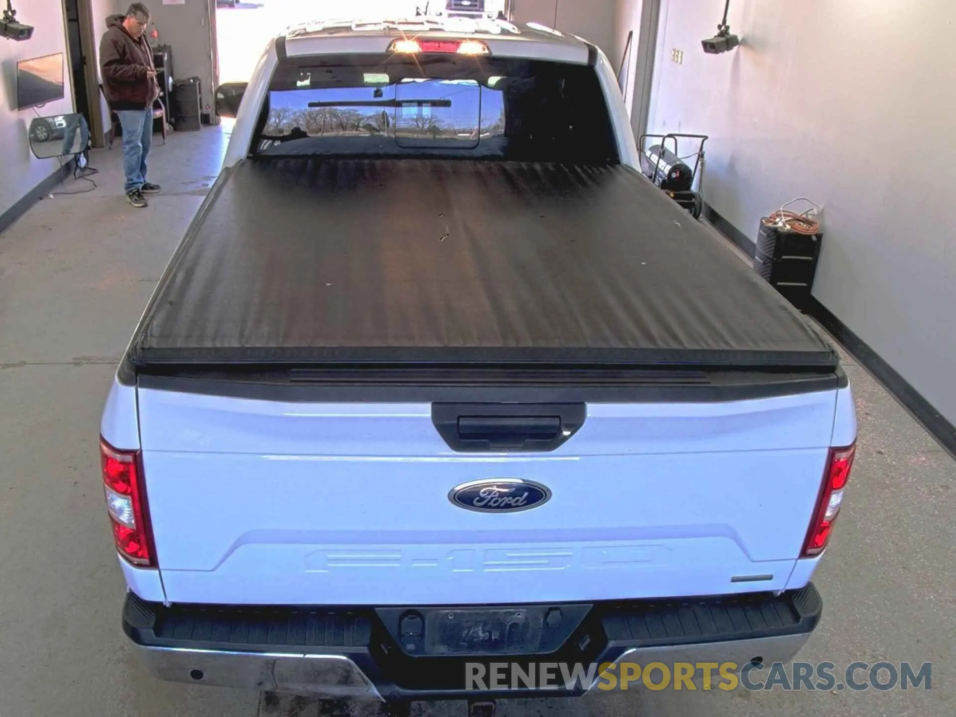 19 Photograph of a damaged car 1FTEX1EP5KKD76892 FORD F-150 2019
