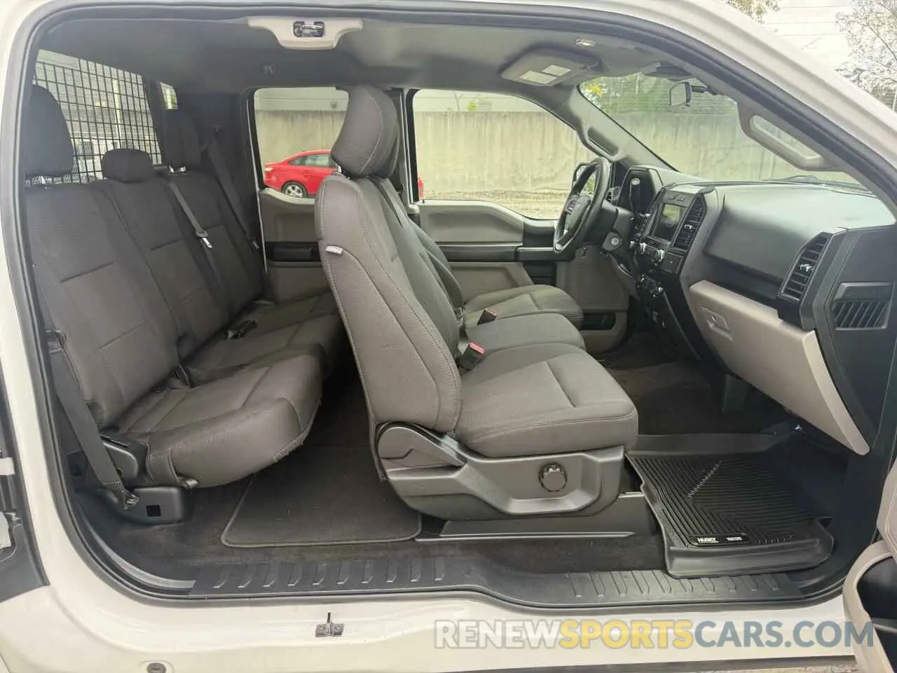 6 Photograph of a damaged car 1FTEX1EP6KKF02824 FORD F-150 2019