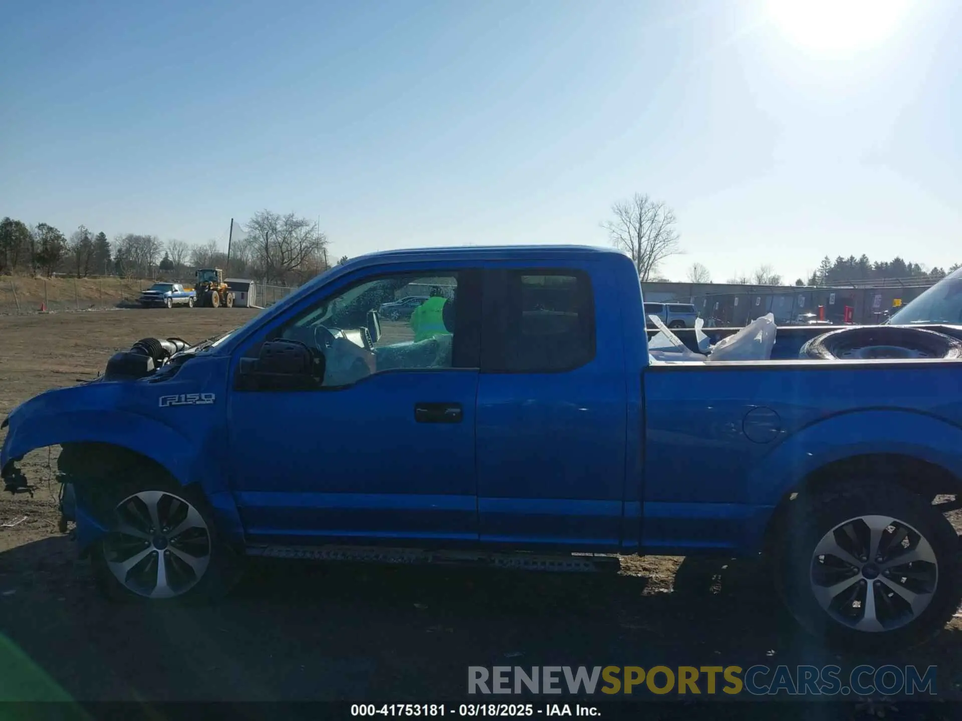 15 Photograph of a damaged car 1FTEX1EP8KFA27217 FORD F-150 2019