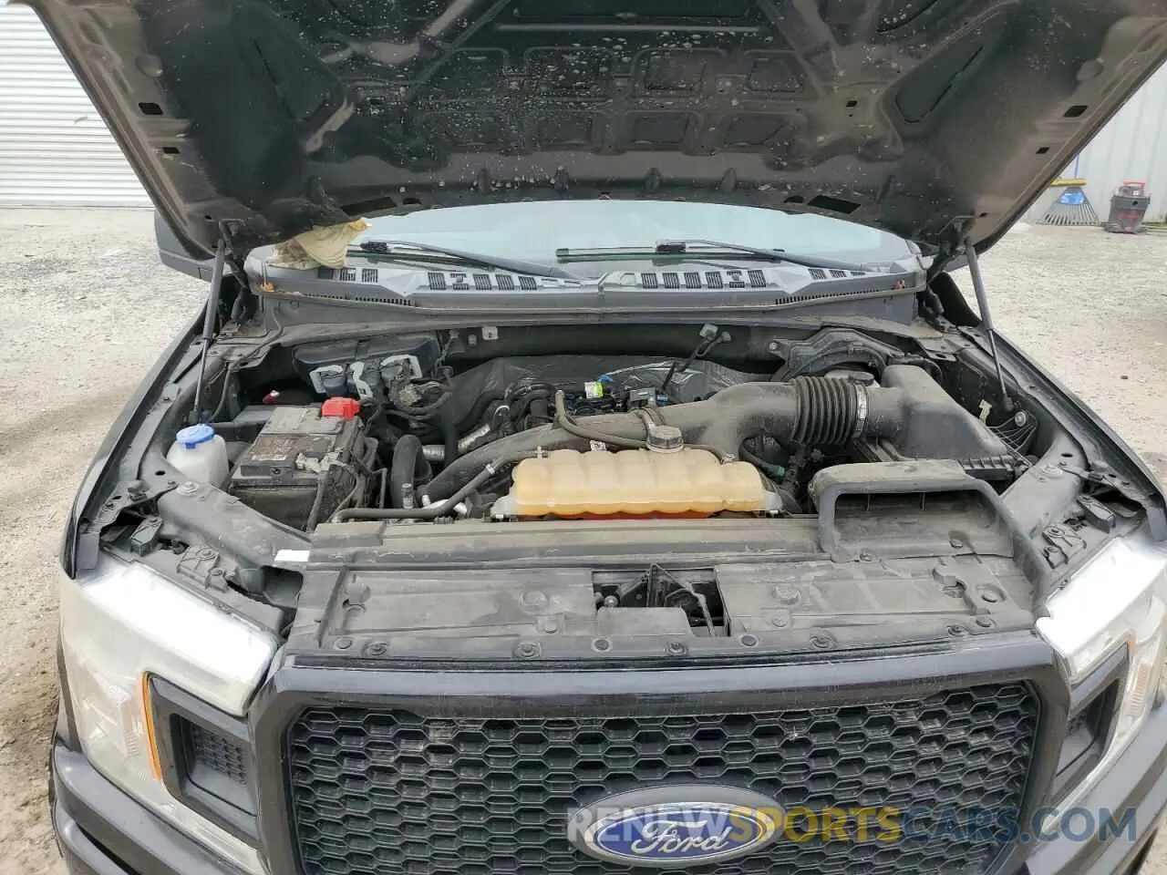 11 Photograph of a damaged car 1FTEX1EP8KKC07966 FORD F-150 2019