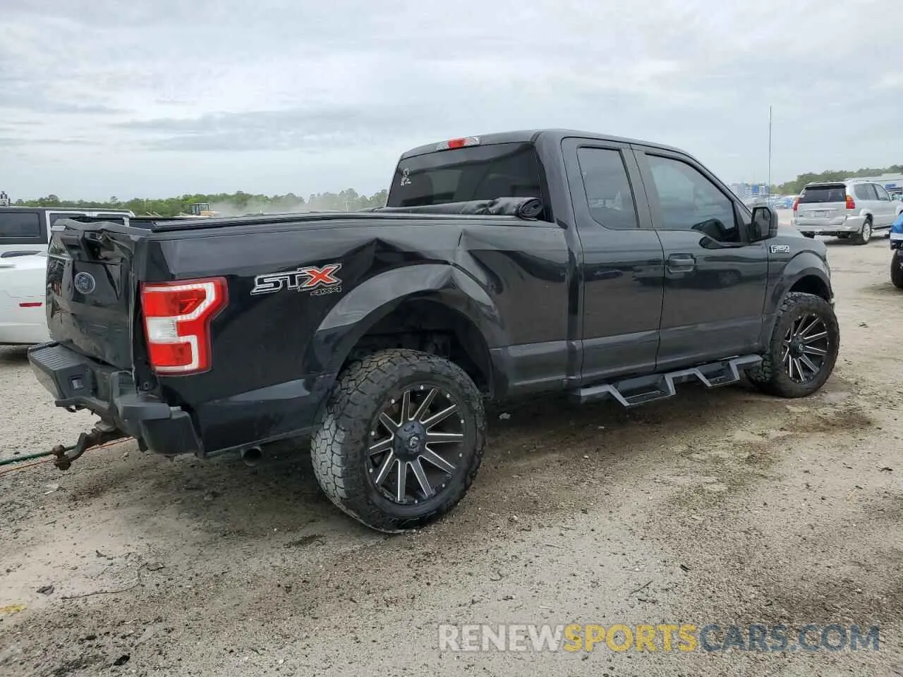 3 Photograph of a damaged car 1FTEX1EP8KKC07966 FORD F-150 2019
