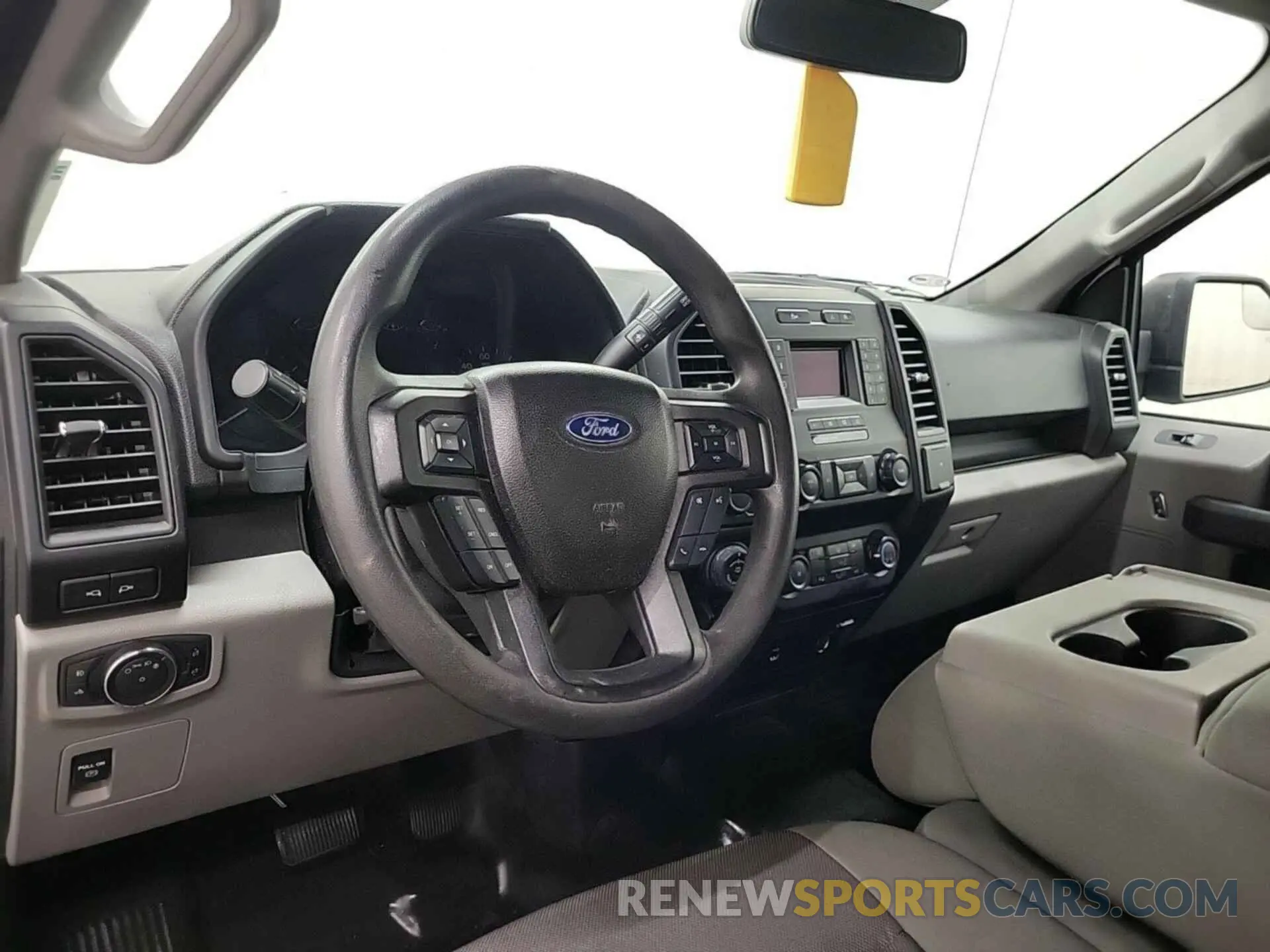 3 Photograph of a damaged car 1FTEX1EP8KKD58936 FORD F-150 2019