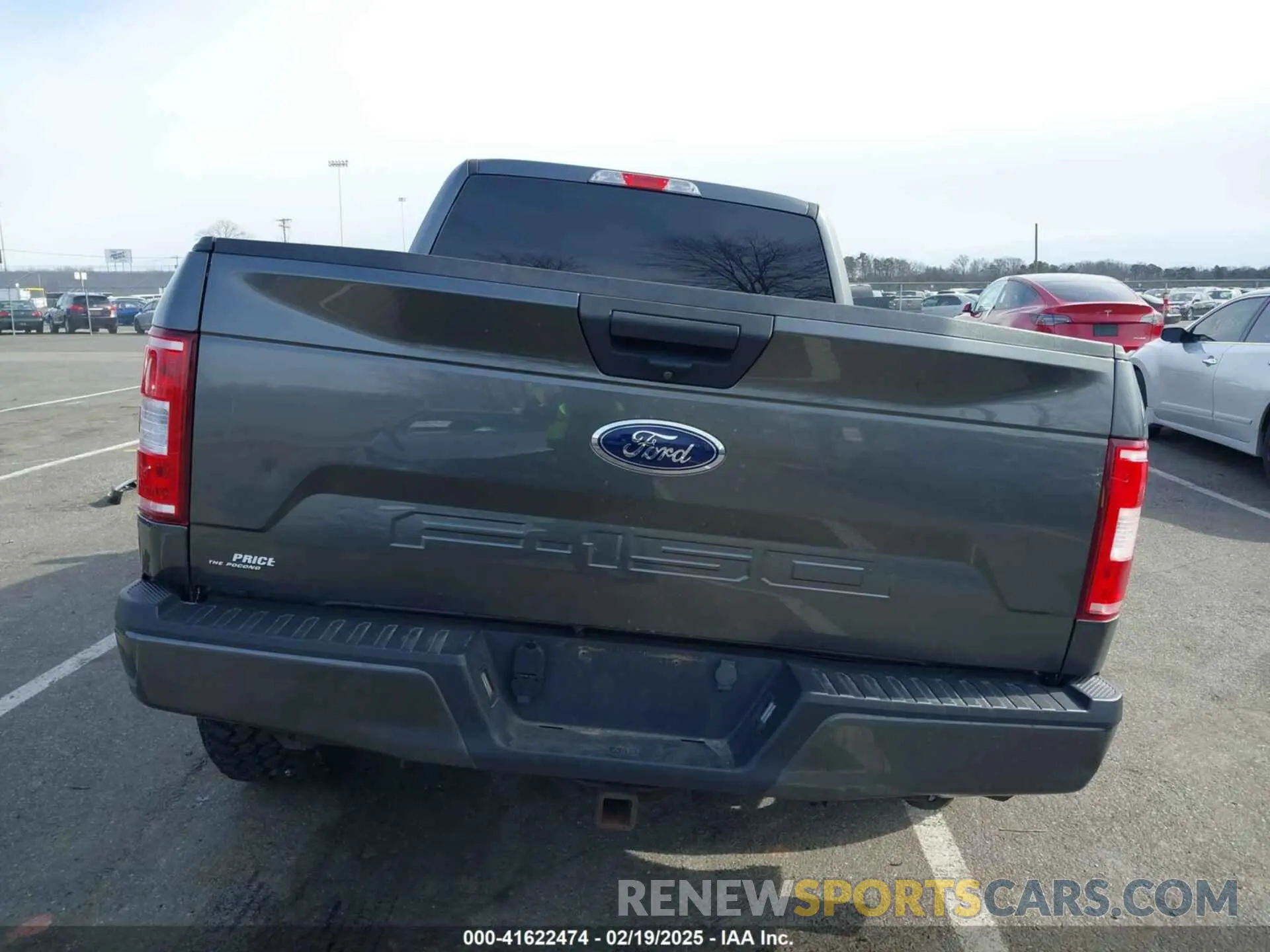 16 Photograph of a damaged car 1FTEX1EPXKFC28651 FORD F-150 2019