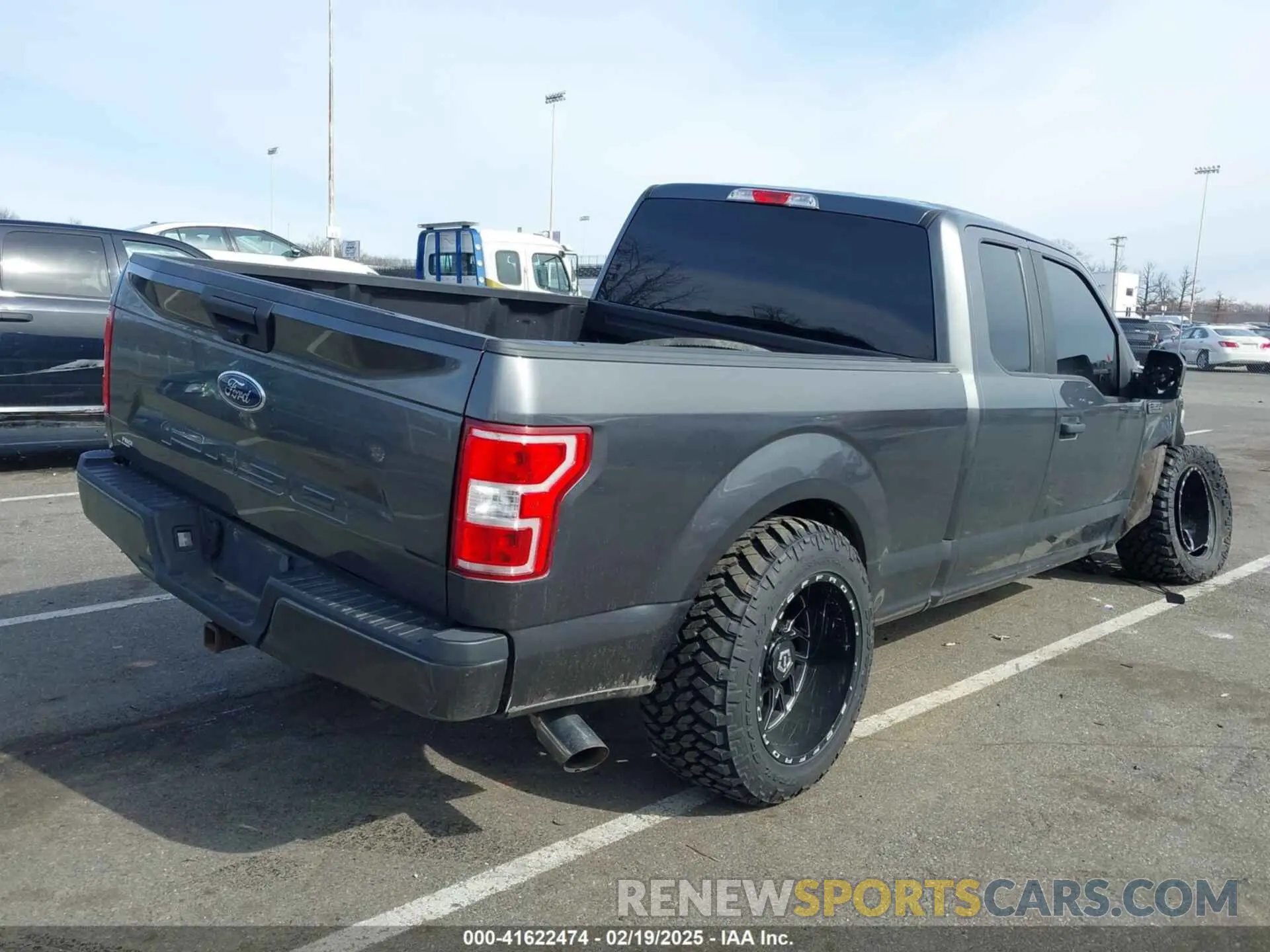 4 Photograph of a damaged car 1FTEX1EPXKFC28651 FORD F-150 2019