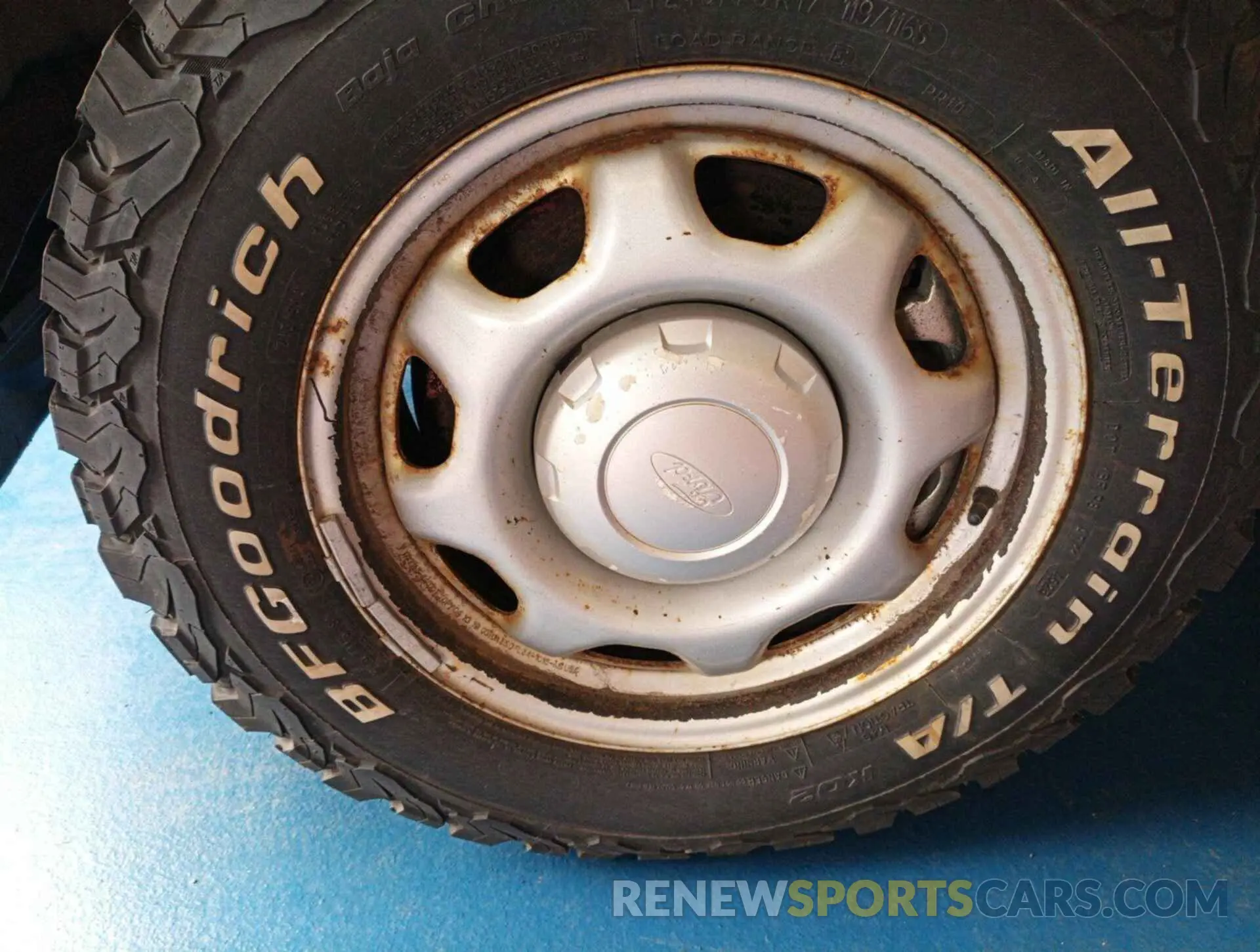 23 Photograph of a damaged car 1FTEX1EPXKKD65337 FORD F-150 2019