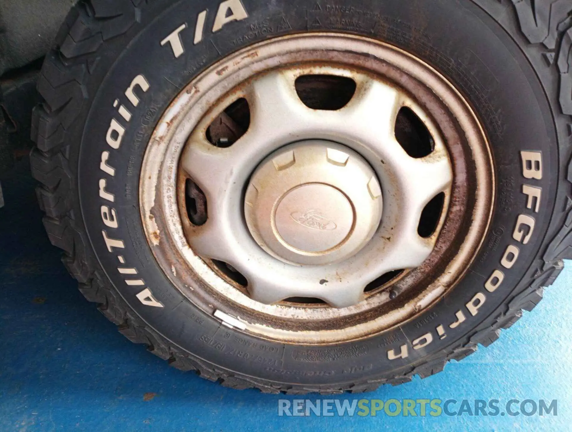 31 Photograph of a damaged car 1FTEX1EPXKKD65337 FORD F-150 2019