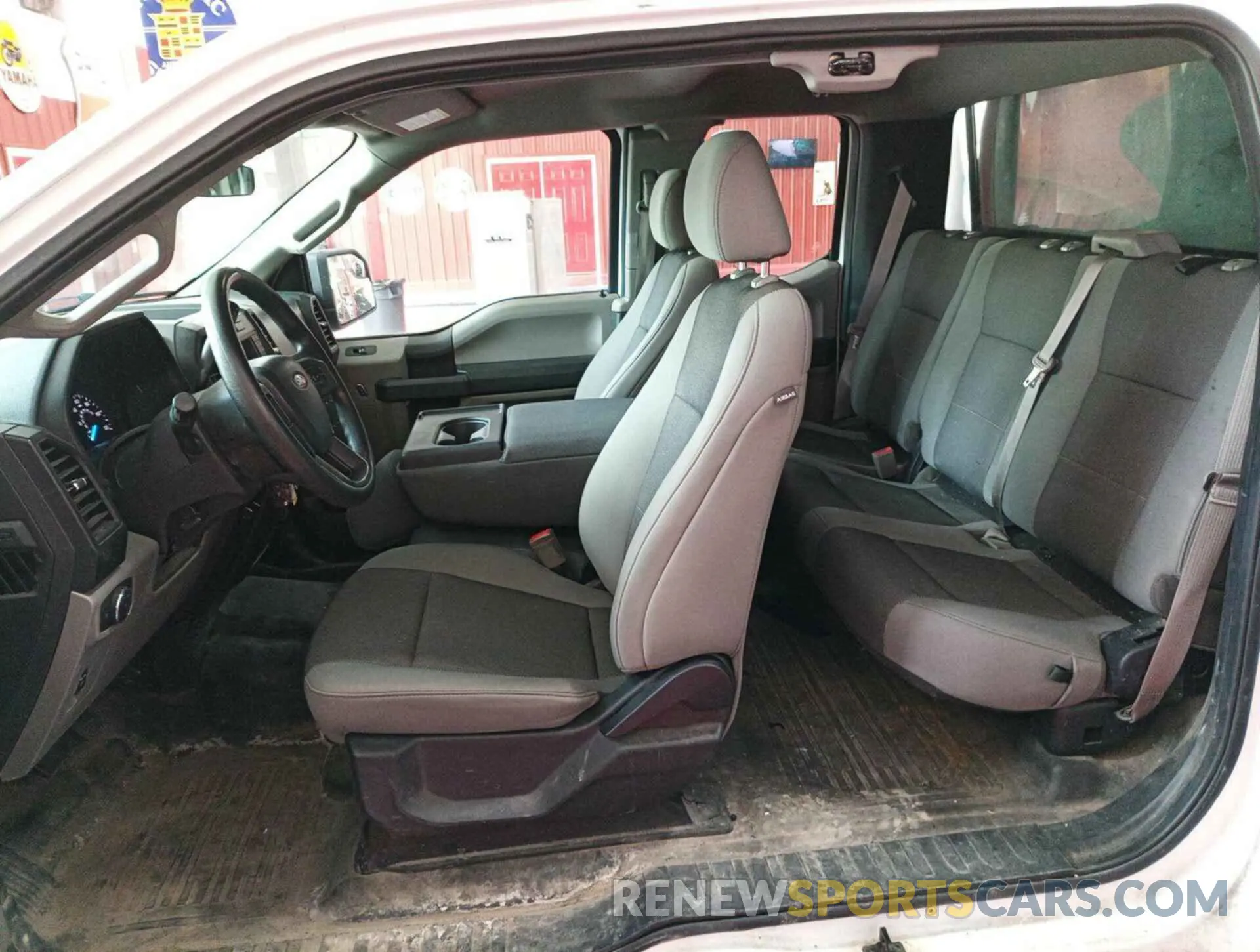 4 Photograph of a damaged car 1FTEX1EPXKKD65337 FORD F-150 2019