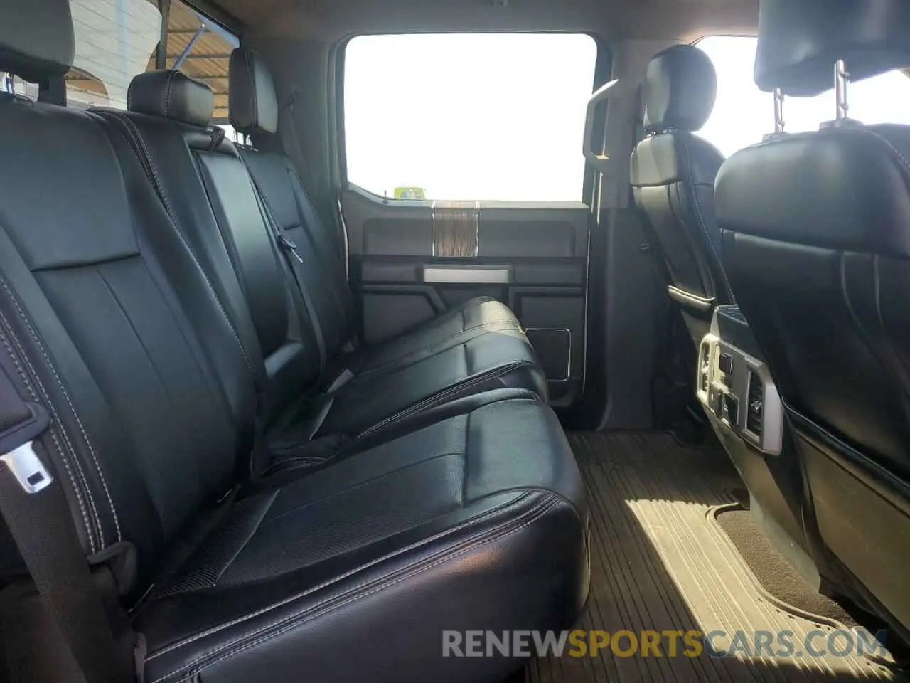 10 Photograph of a damaged car 1FTFW1E14KFA41716 FORD F-150 2019