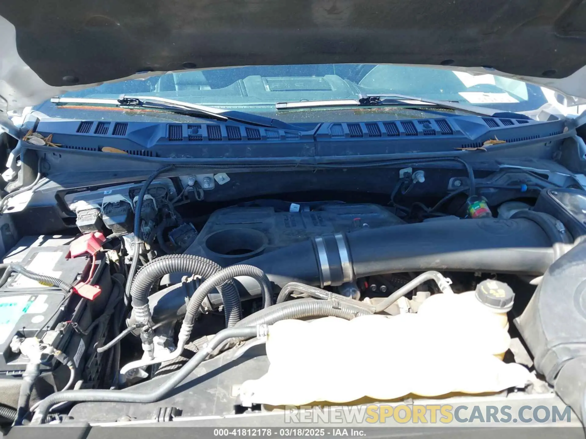 10 Photograph of a damaged car 1FTFW1E14KFA79818 FORD F-150 2019