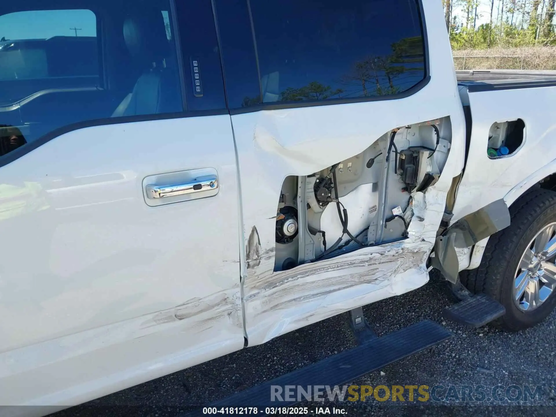 6 Photograph of a damaged car 1FTFW1E14KFA79818 FORD F-150 2019