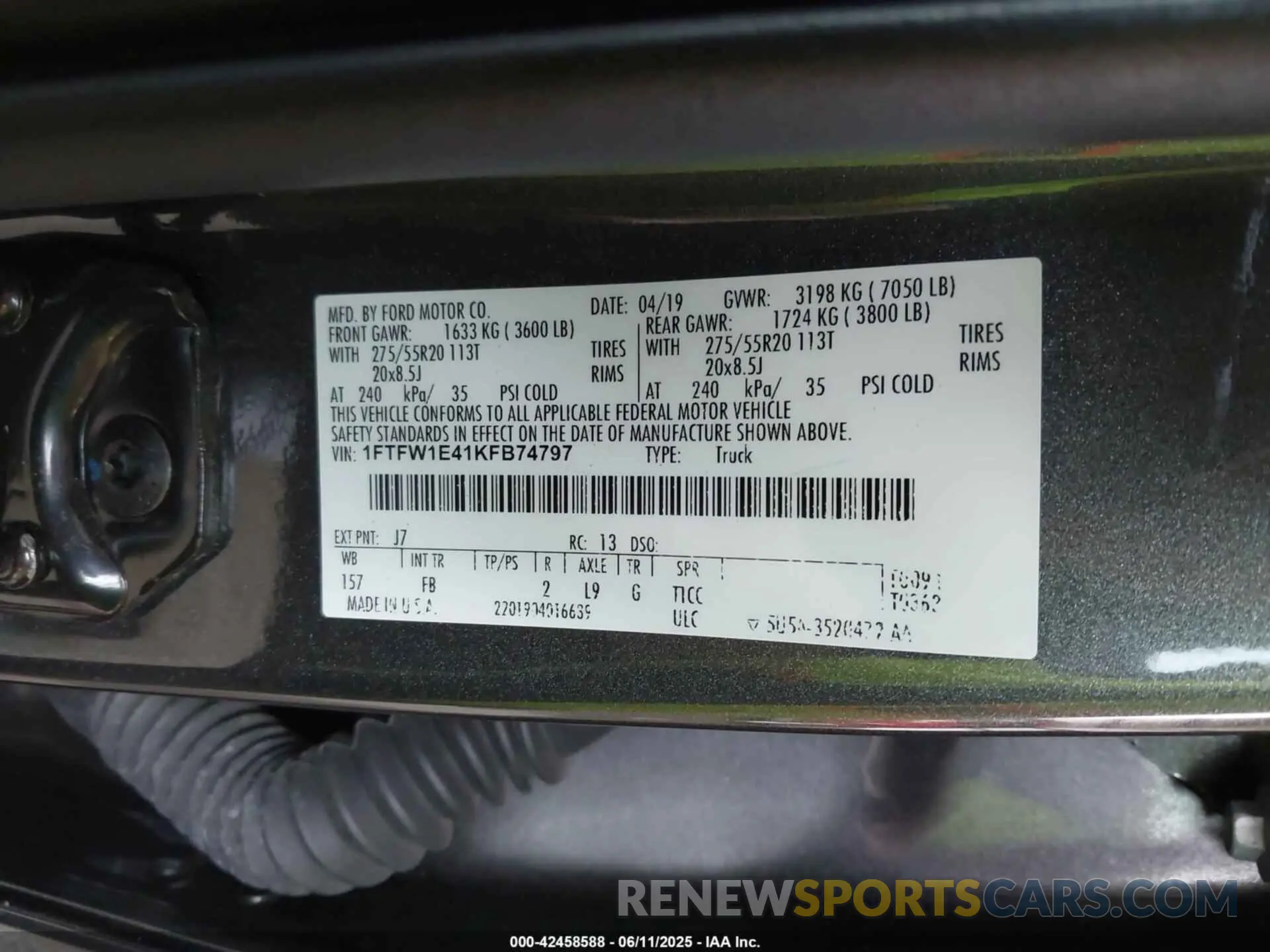 9 Photograph of a damaged car 1FTFW1E41KFB74797 FORD F-150 2019