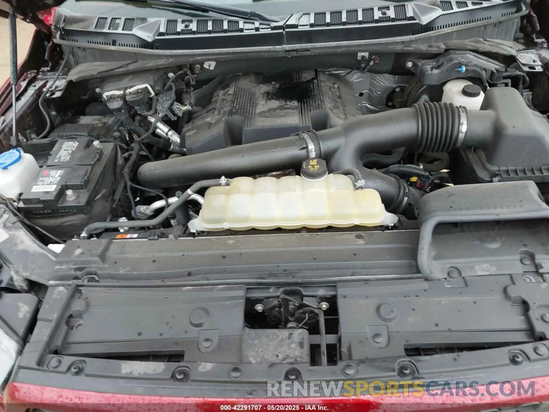 10 Photograph of a damaged car 1FTFW1E42KFB94864 FORD F-150 2019
