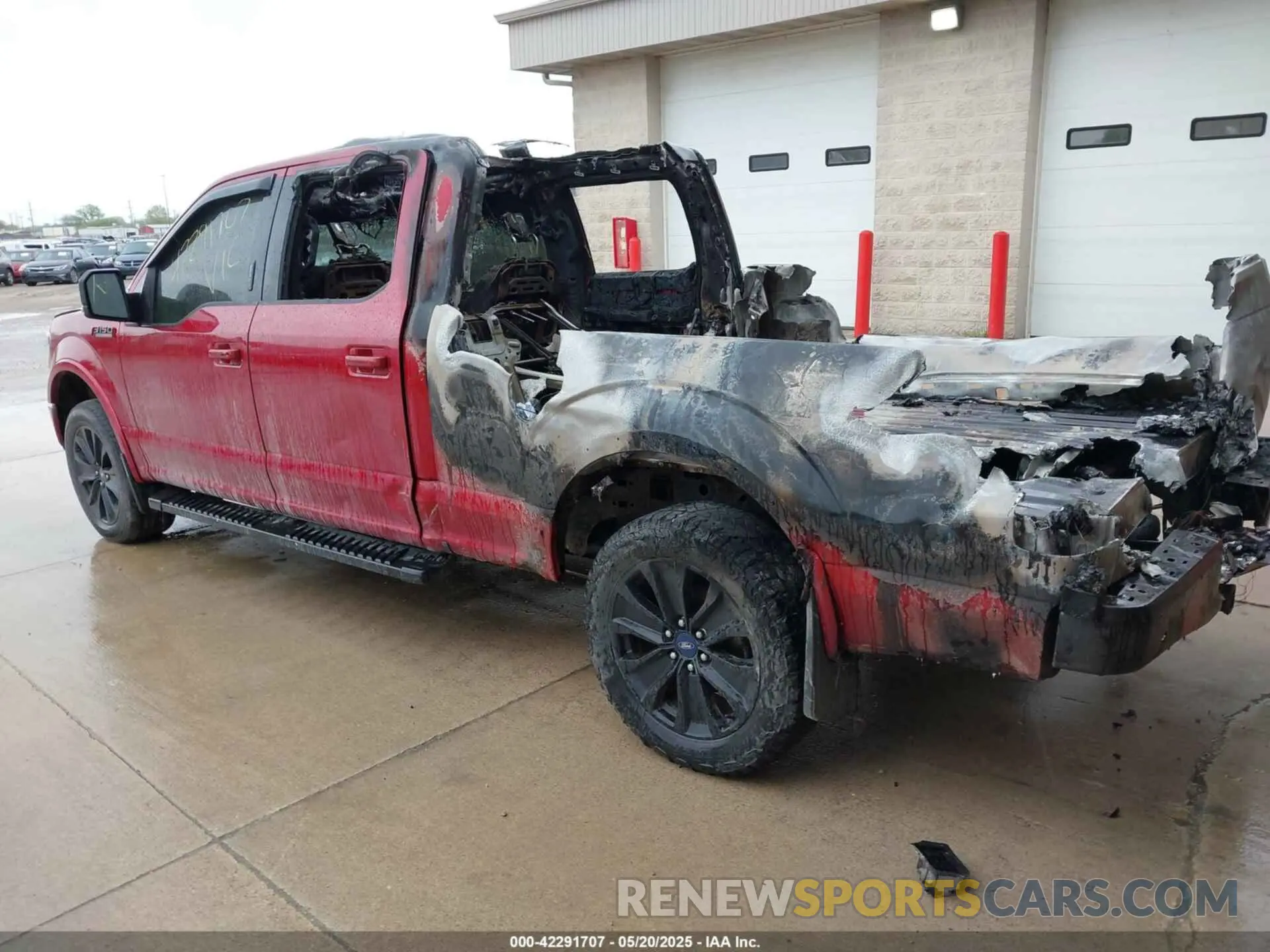 3 Photograph of a damaged car 1FTFW1E42KFB94864 FORD F-150 2019