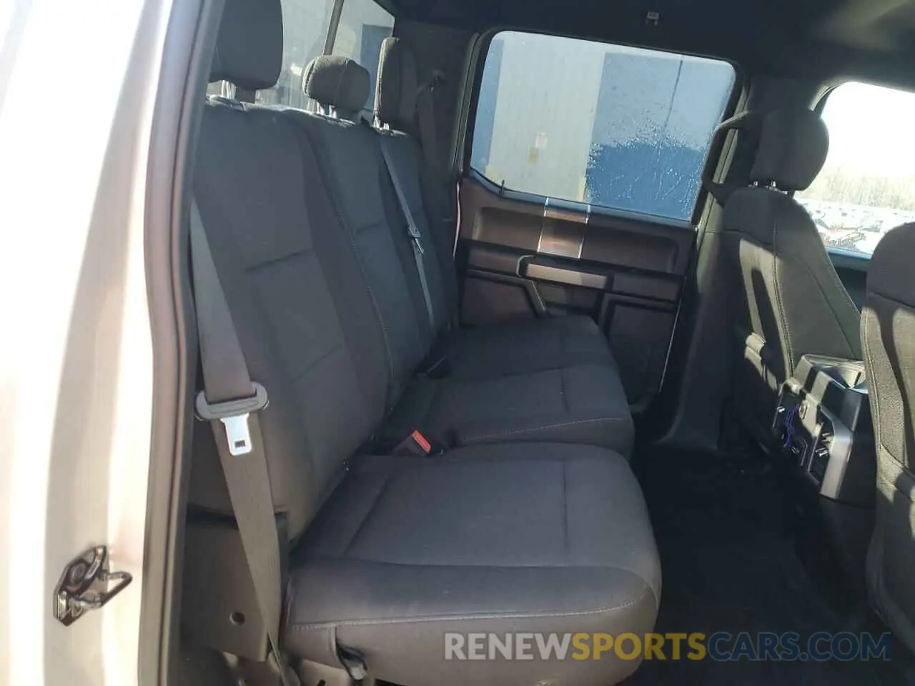 10 Photograph of a damaged car 1FTFW1E43KKF13485 FORD F-150 2019