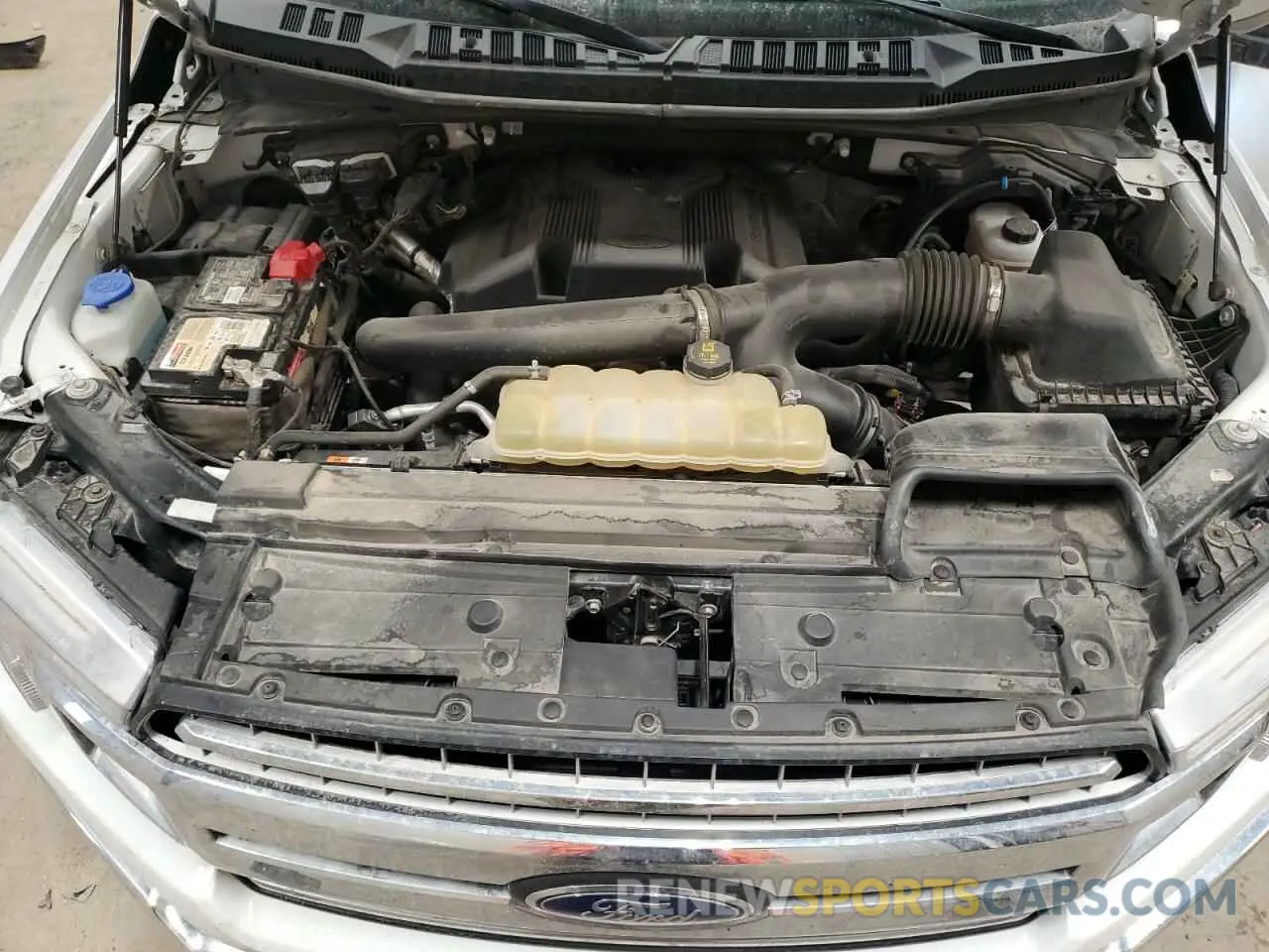 11 Photograph of a damaged car 1FTFW1E45KKE06048 FORD F-150 2019