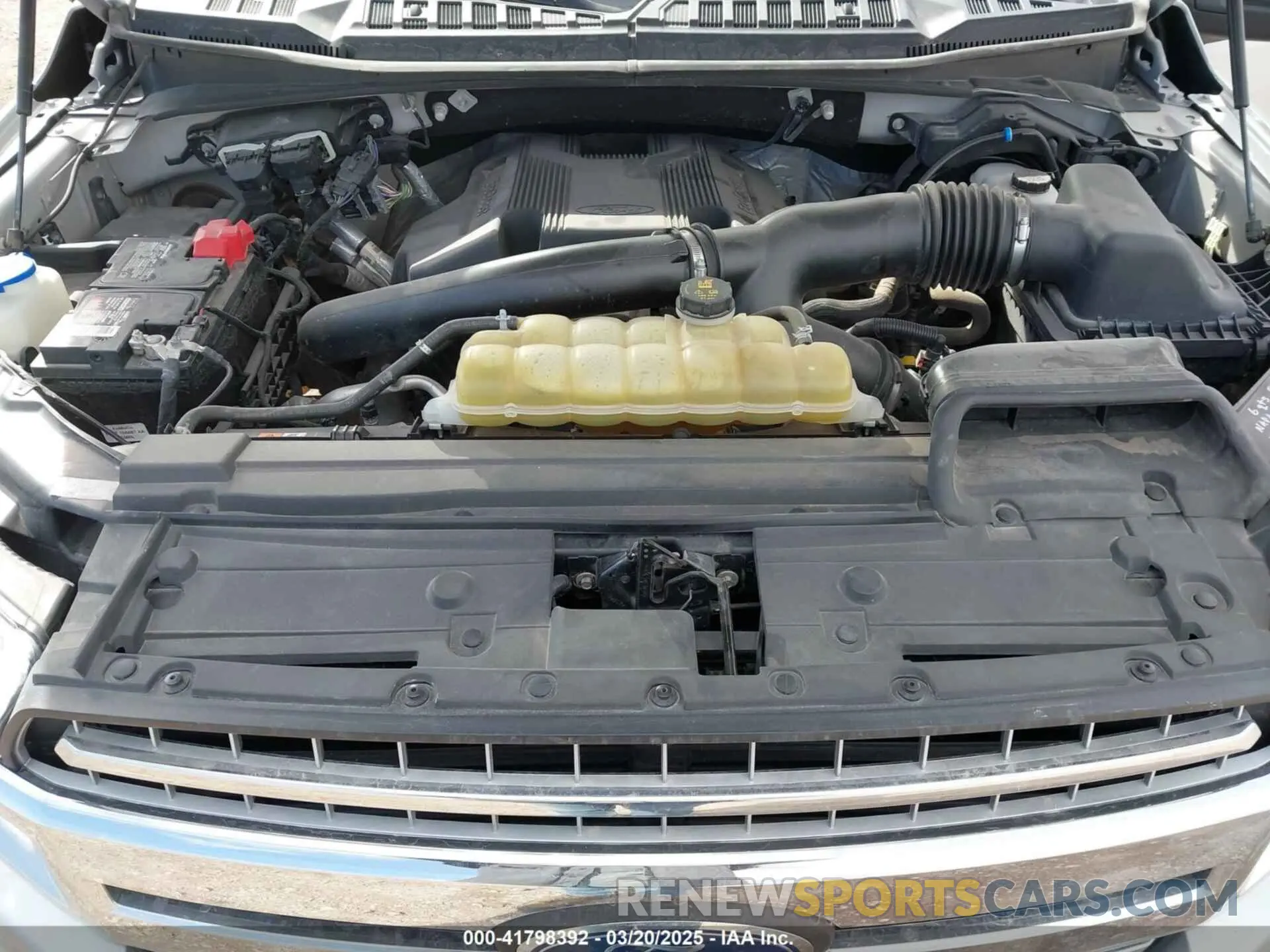10 Photograph of a damaged car 1FTFW1E45KKE80506 FORD F-150 2019