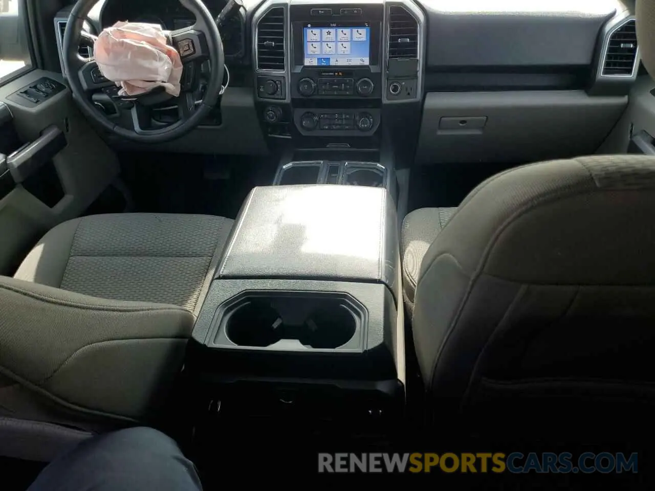 8 Photograph of a damaged car 1FTFW1E45KKE92994 FORD F-150 2019