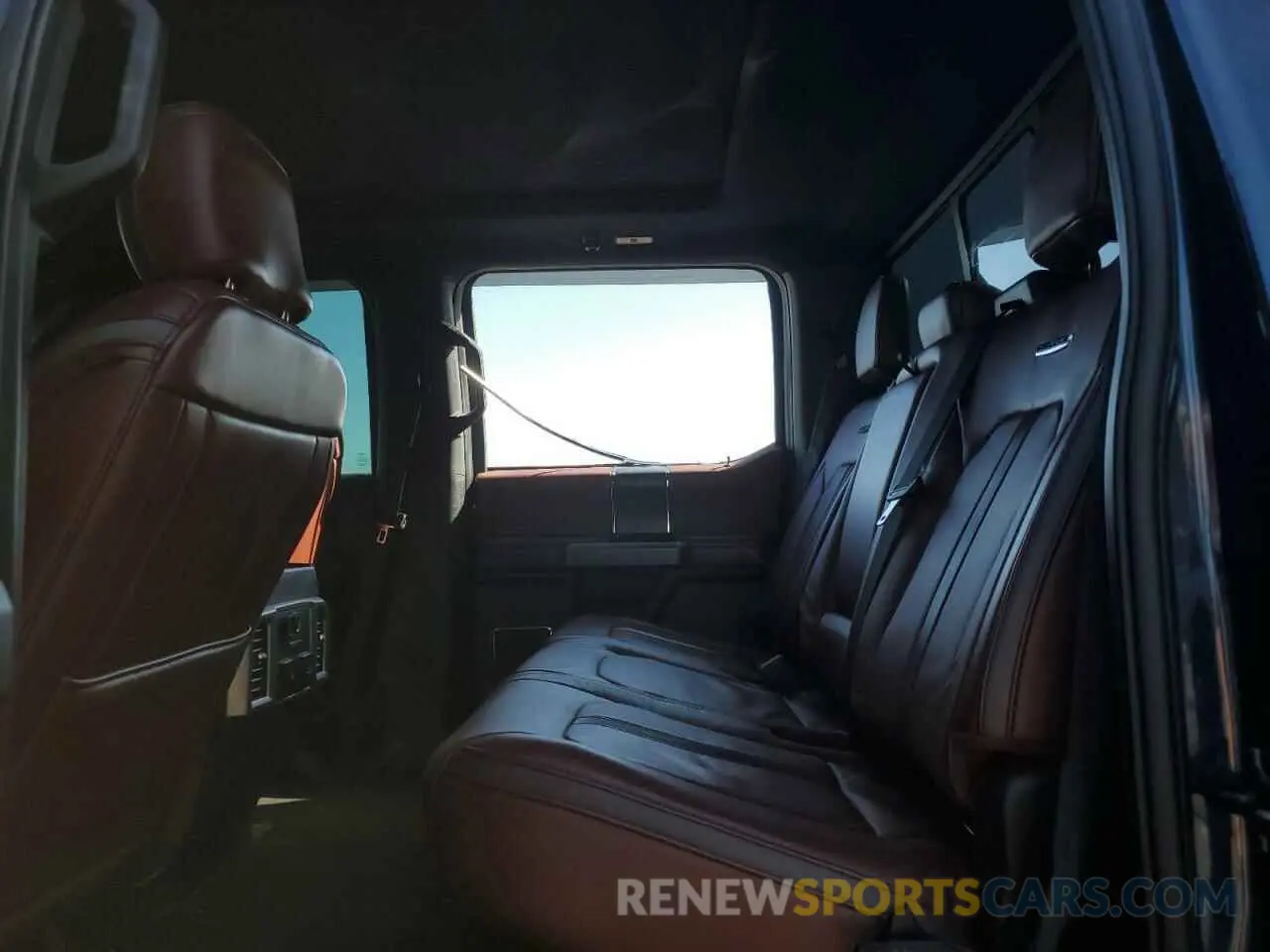 10 Photograph of a damaged car 1FTFW1E46KFC58713 FORD F-150 2019
