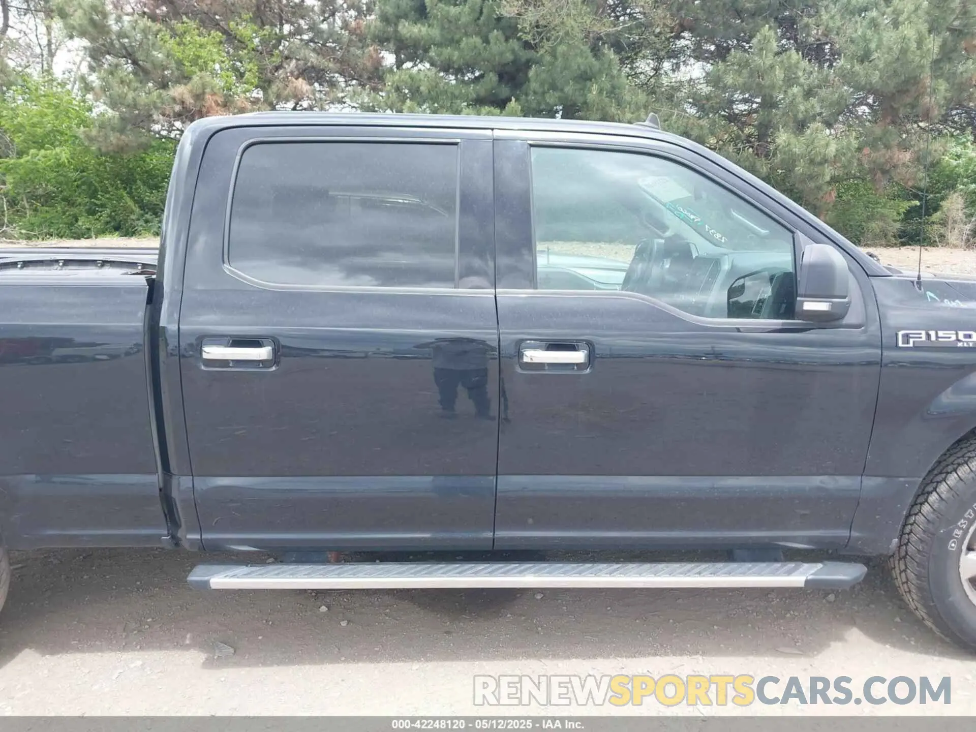 14 Photograph of a damaged car 1FTFW1E47KFB87666 FORD F-150 2019