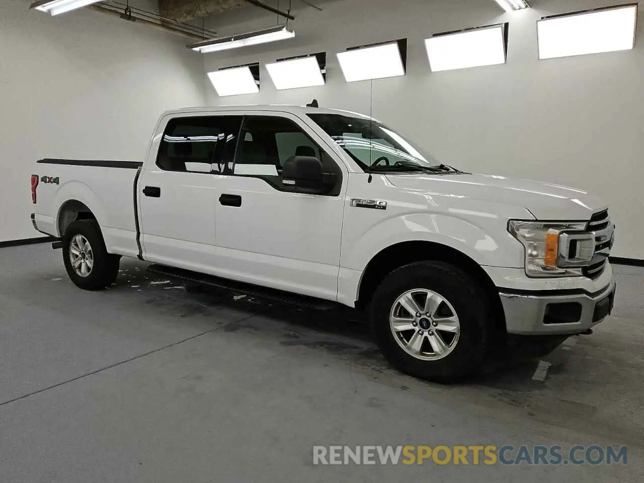 4 Photograph of a damaged car 1FTFW1E47KKE83391 FORD F-150 2019