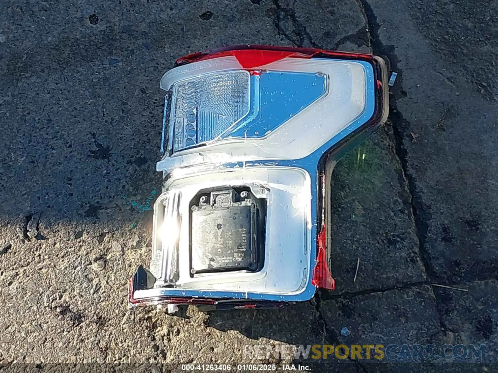 11 Photograph of a damaged car 1FTFW1E48KFA81422 FORD F-150 2019