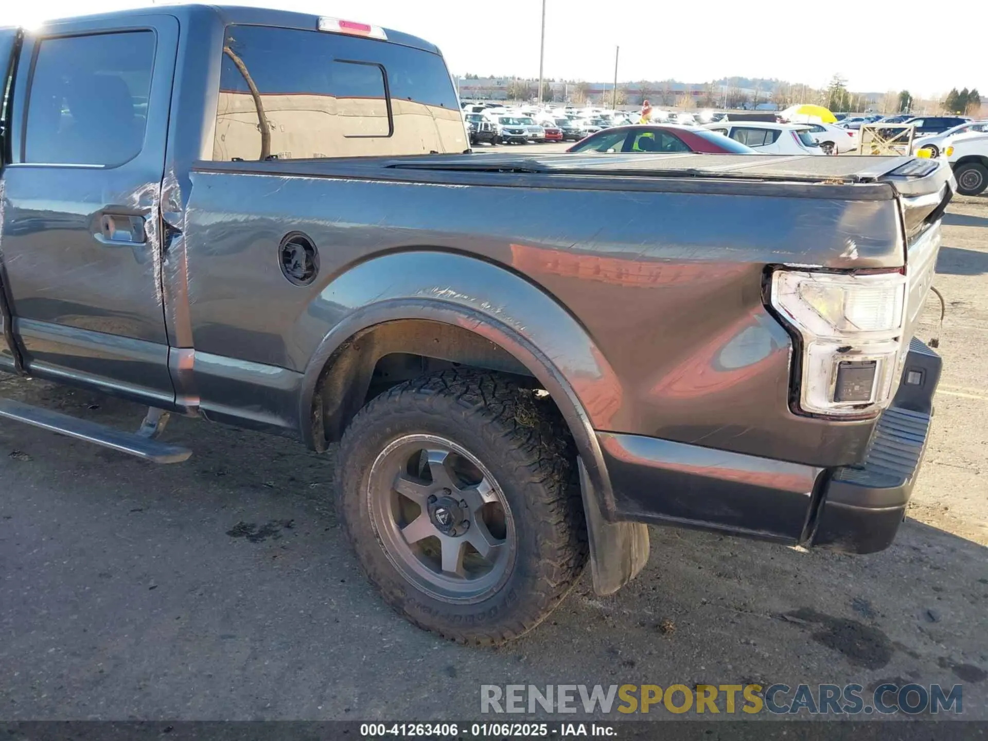 13 Photograph of a damaged car 1FTFW1E48KFA81422 FORD F-150 2019