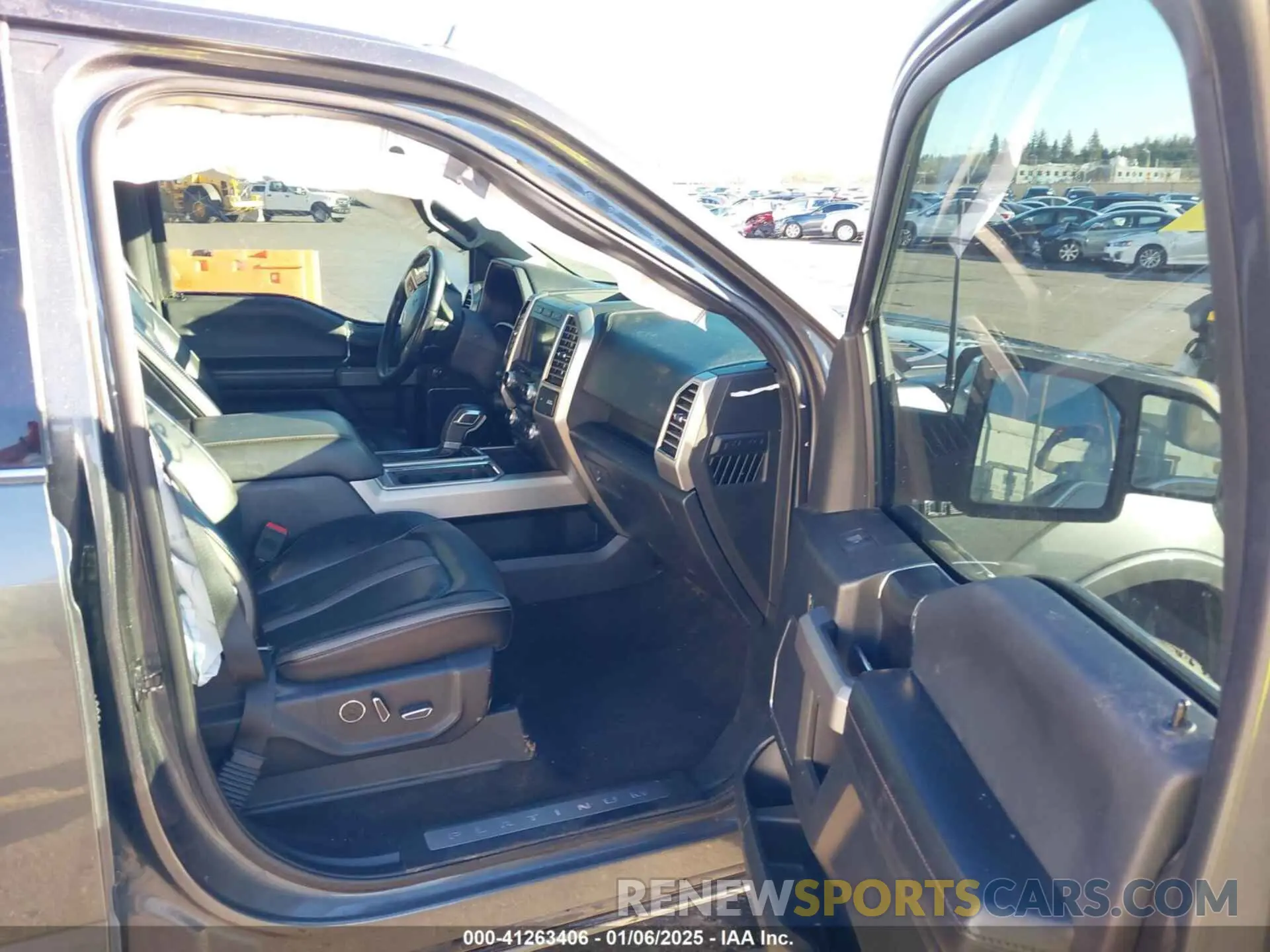 5 Photograph of a damaged car 1FTFW1E48KFA81422 FORD F-150 2019
