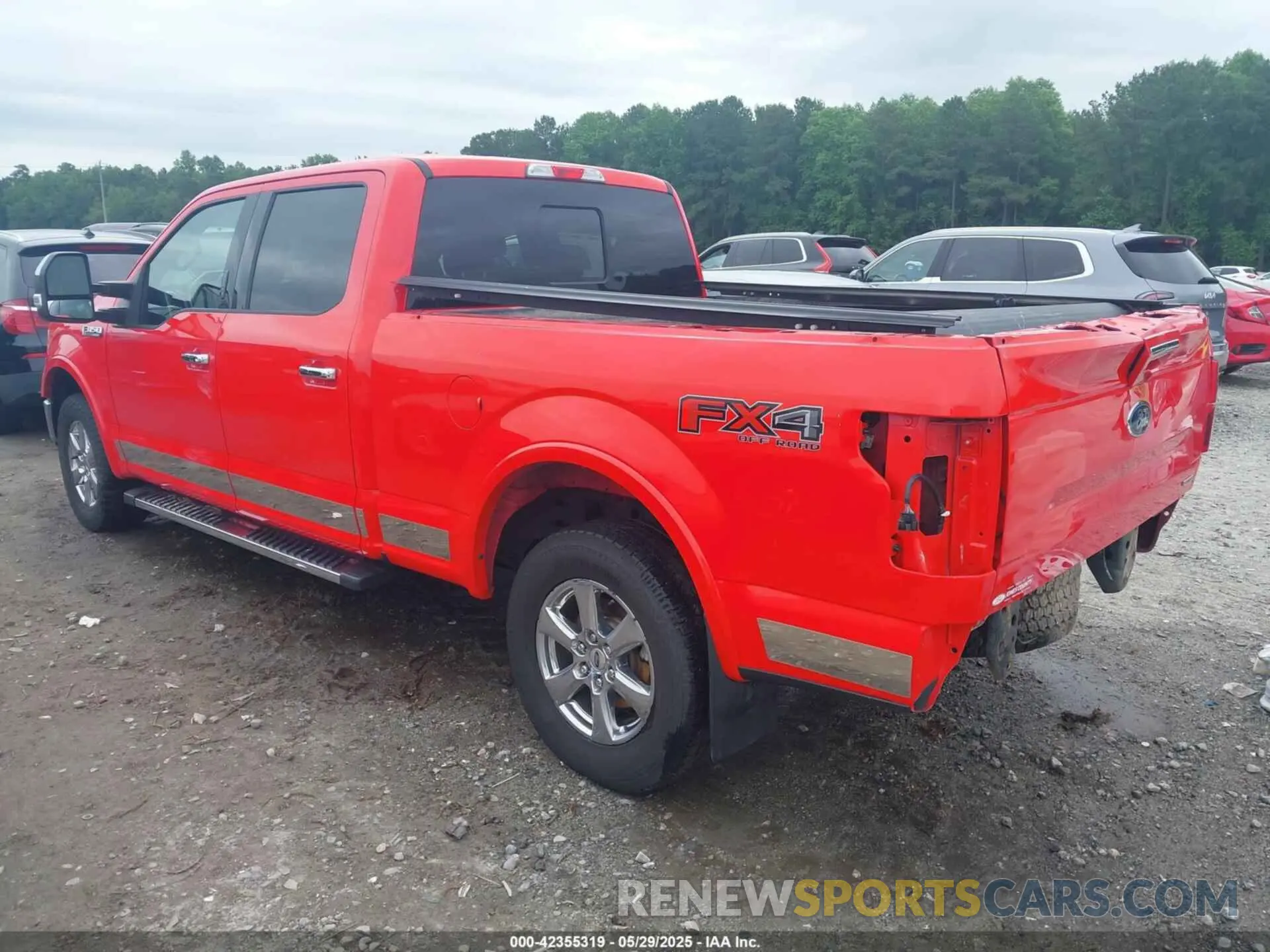 3 Photograph of a damaged car 1FTFW1E48KKC91994 FORD F-150 2019