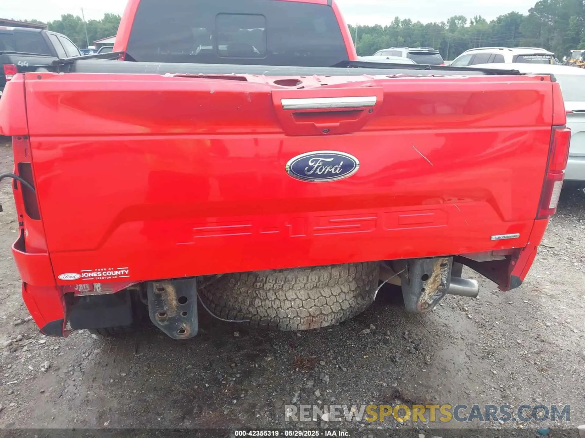 6 Photograph of a damaged car 1FTFW1E48KKC91994 FORD F-150 2019