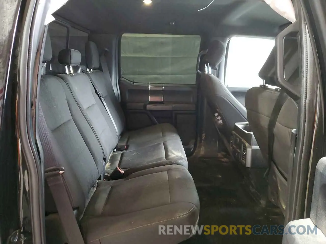 10 Photograph of a damaged car 1FTFW1E49KKD40541 FORD F-150 2019