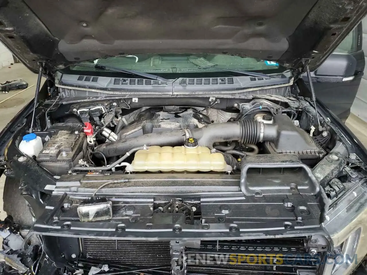11 Photograph of a damaged car 1FTFW1E49KKD40541 FORD F-150 2019