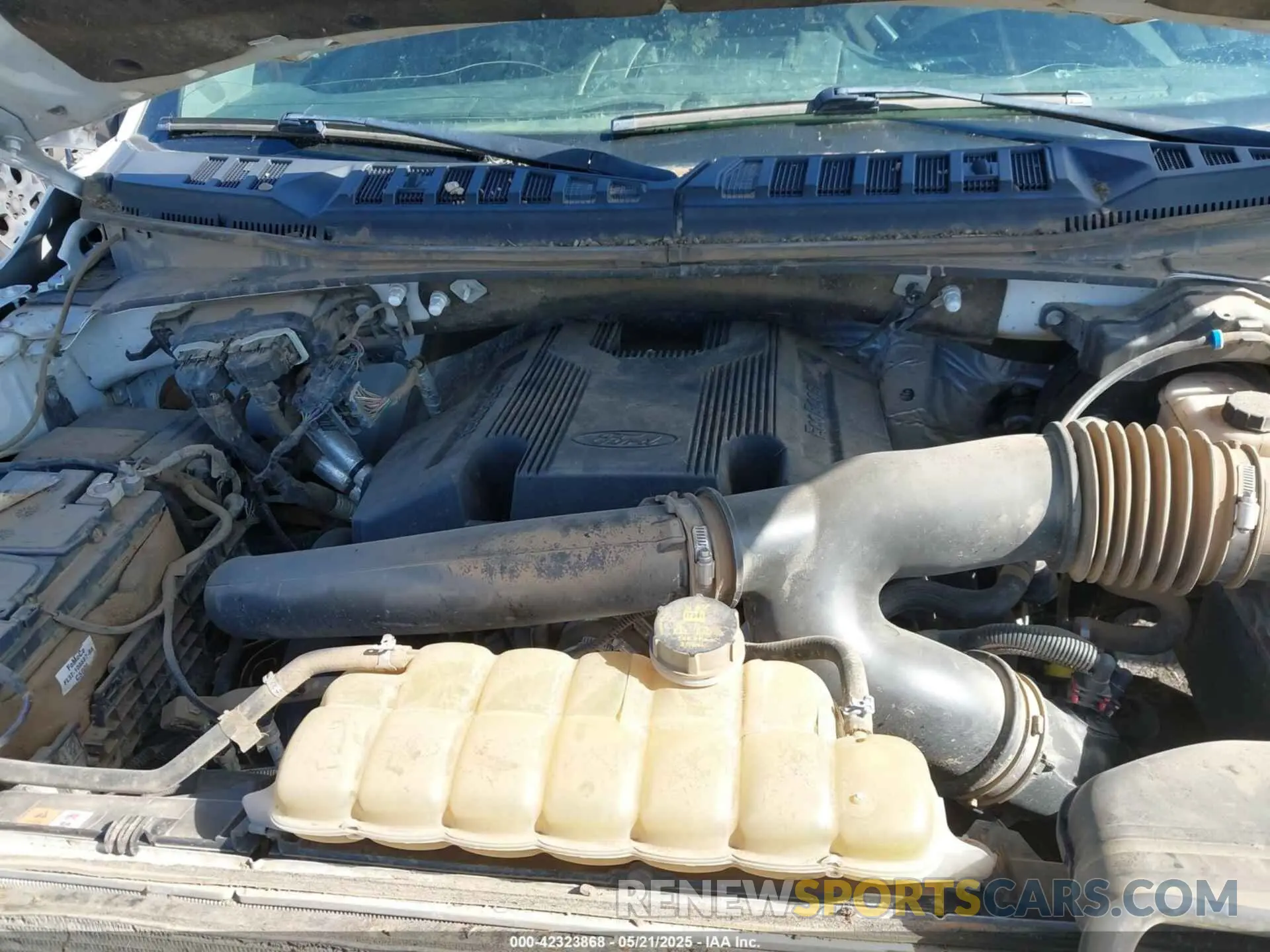 10 Photograph of a damaged car 1FTFW1E4XKKD39589 FORD F-150 2019