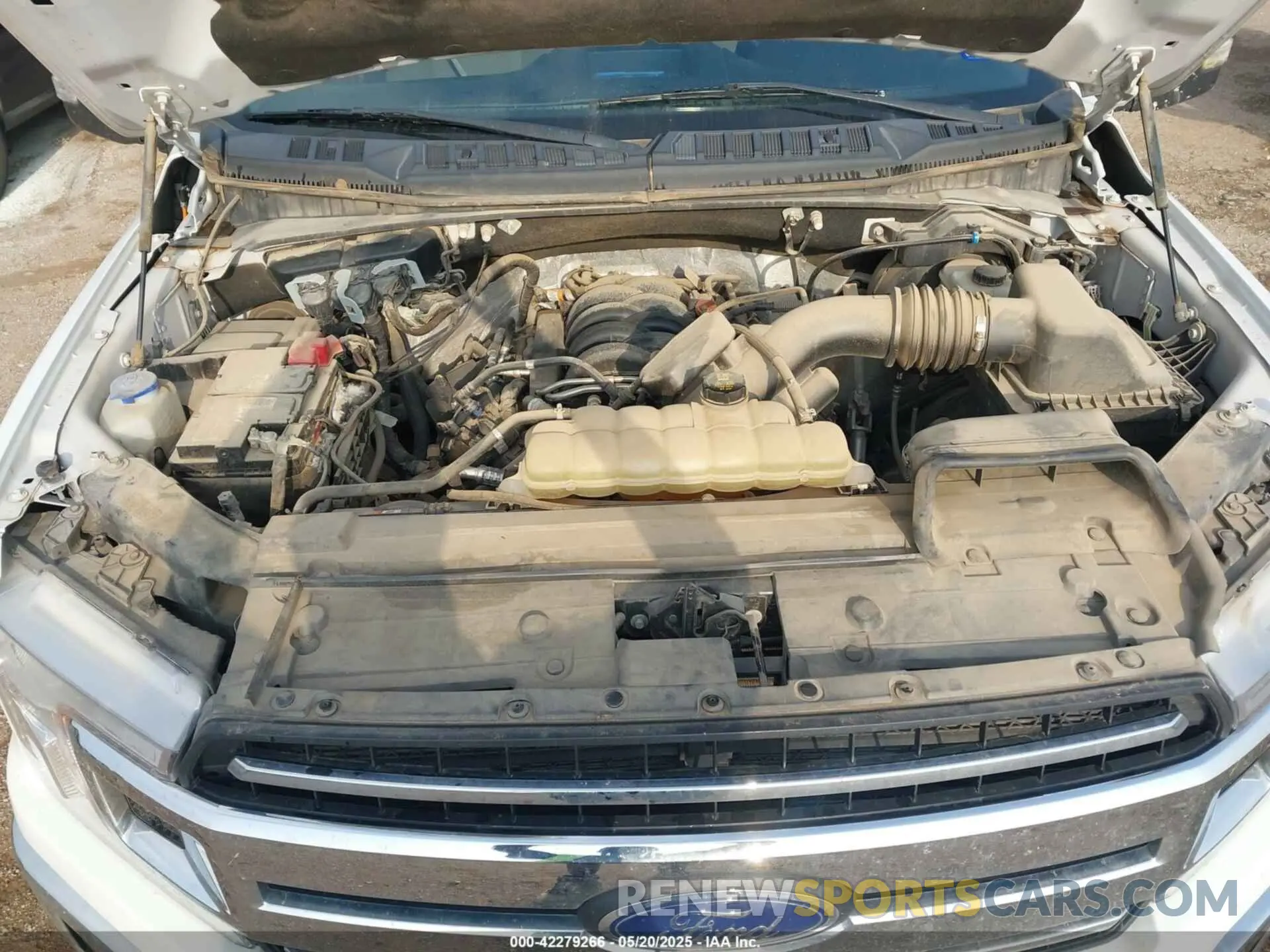 10 Photograph of a damaged car 1FTFW1E50KFB63962 FORD F-150 2019