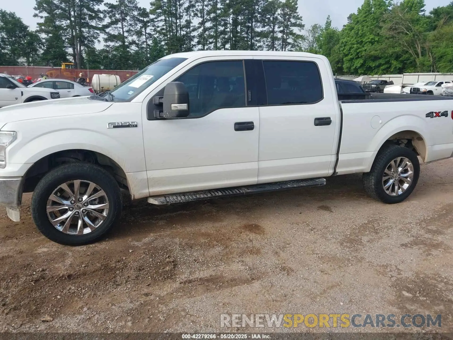 14 Photograph of a damaged car 1FTFW1E50KFB63962 FORD F-150 2019
