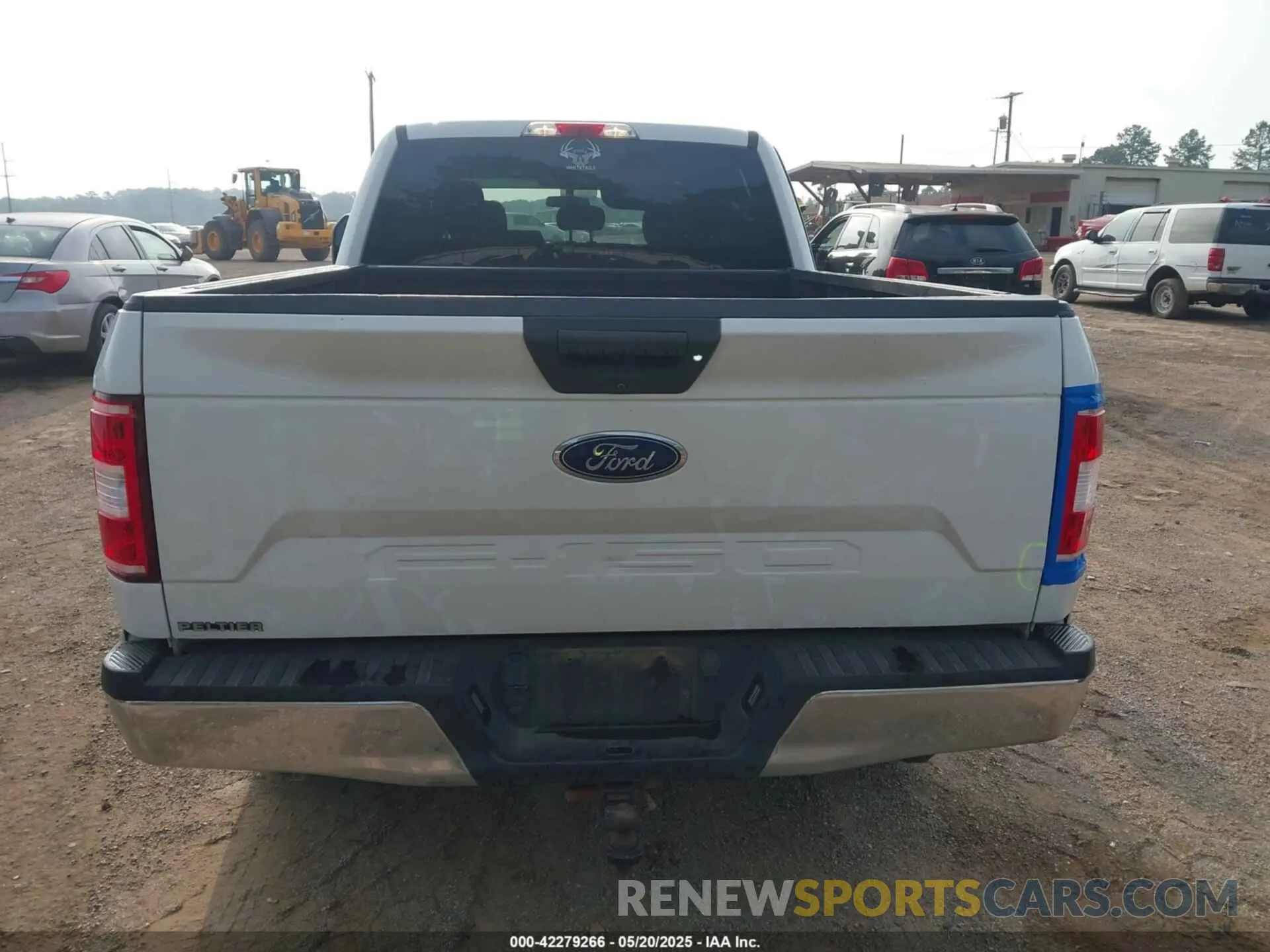 16 Photograph of a damaged car 1FTFW1E50KFB63962 FORD F-150 2019