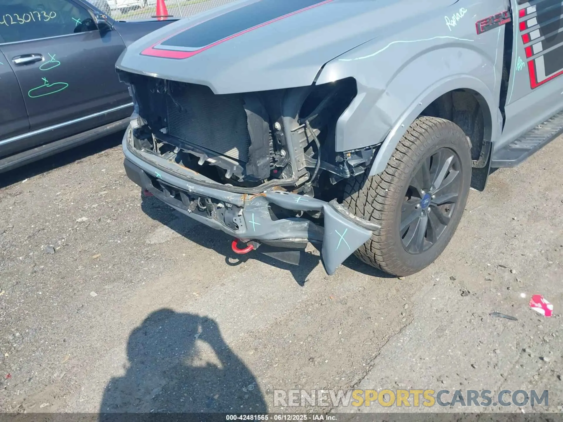 6 Photograph of a damaged car 1FTFW1E50KFB93463 FORD F-150 2019