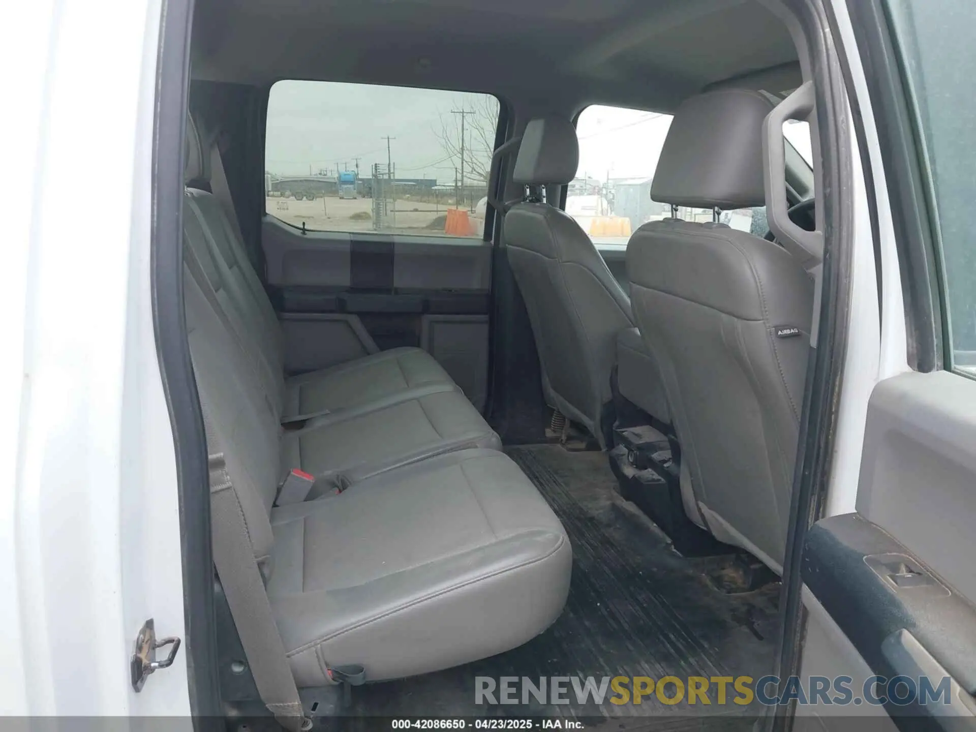 7 Photograph of a damaged car 1FTFW1E50KKC29711 FORD F-150 2019