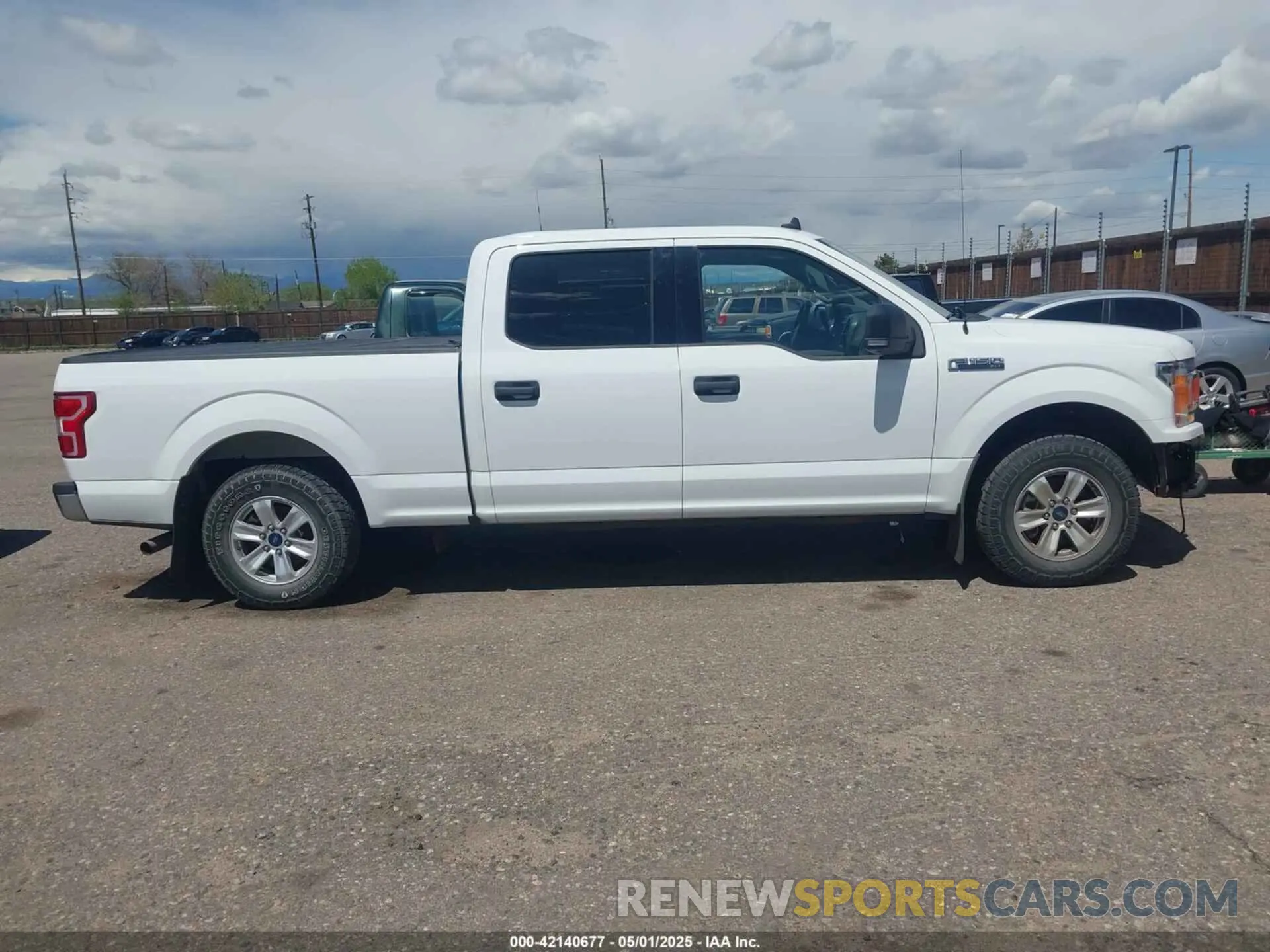13 Photograph of a damaged car 1FTFW1E50KKC72073 FORD F-150 2019
